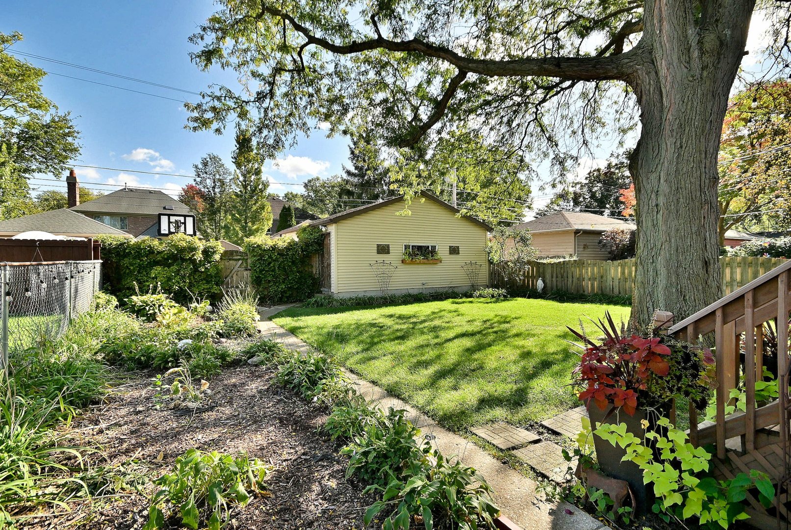 623 S Prospect Avenue