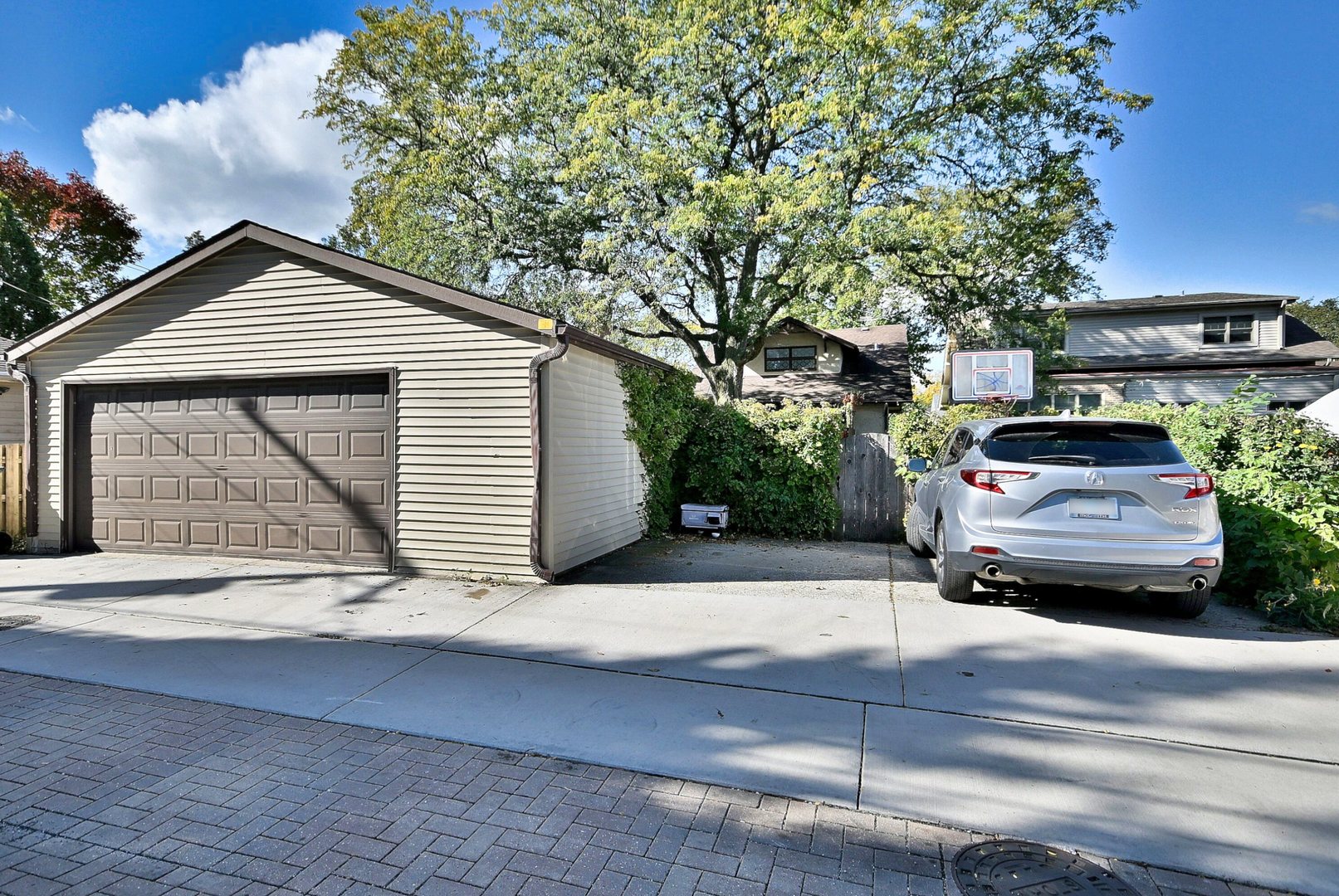 623 S Prospect Avenue