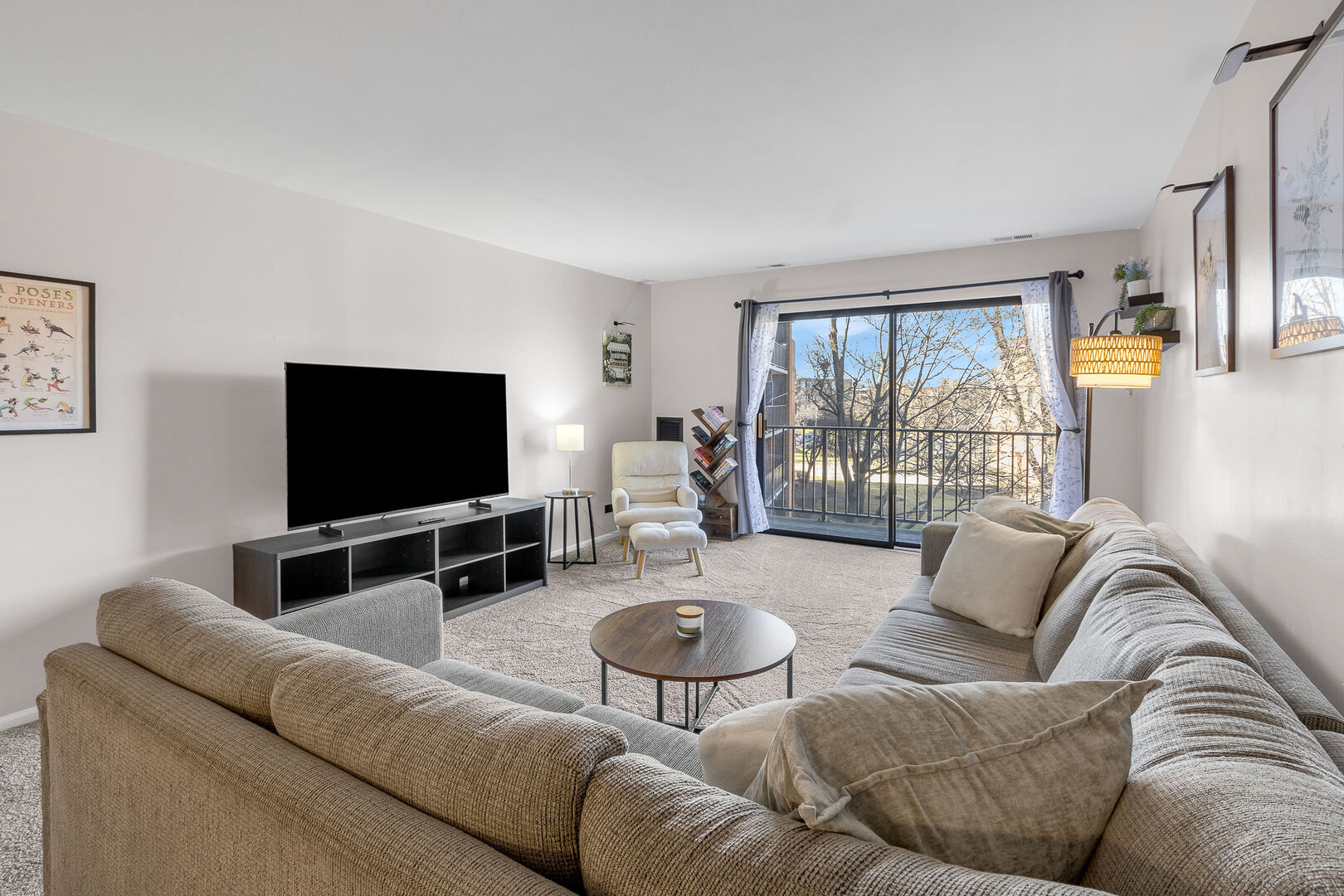 950 E Wilmette Road Unit: 330