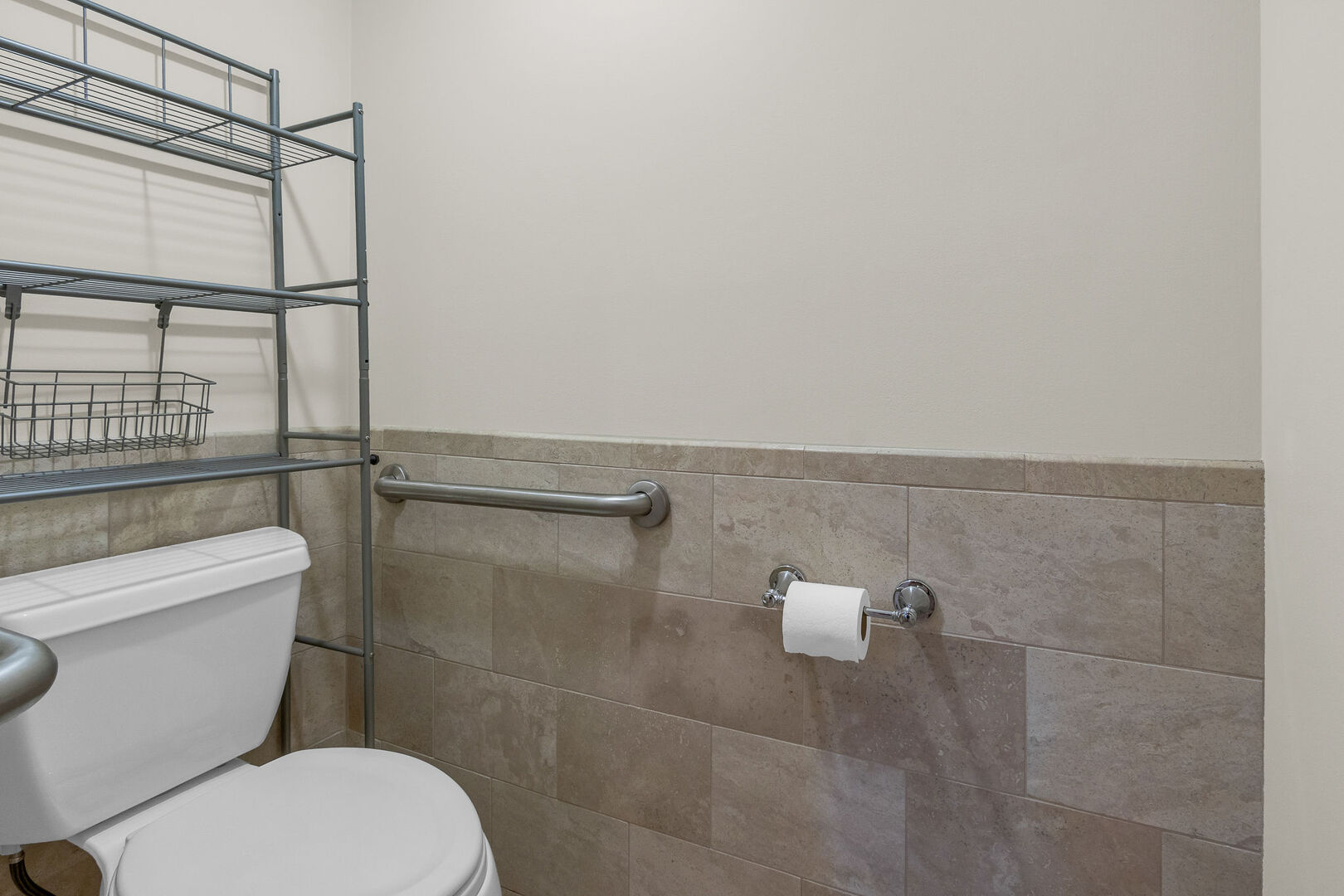 22 Park Lane Unit: 404