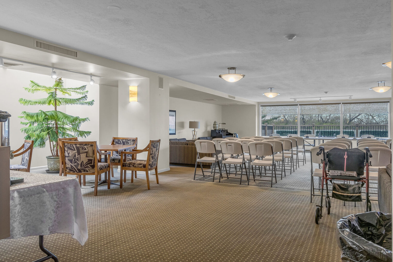 22 Park Lane Unit: 404