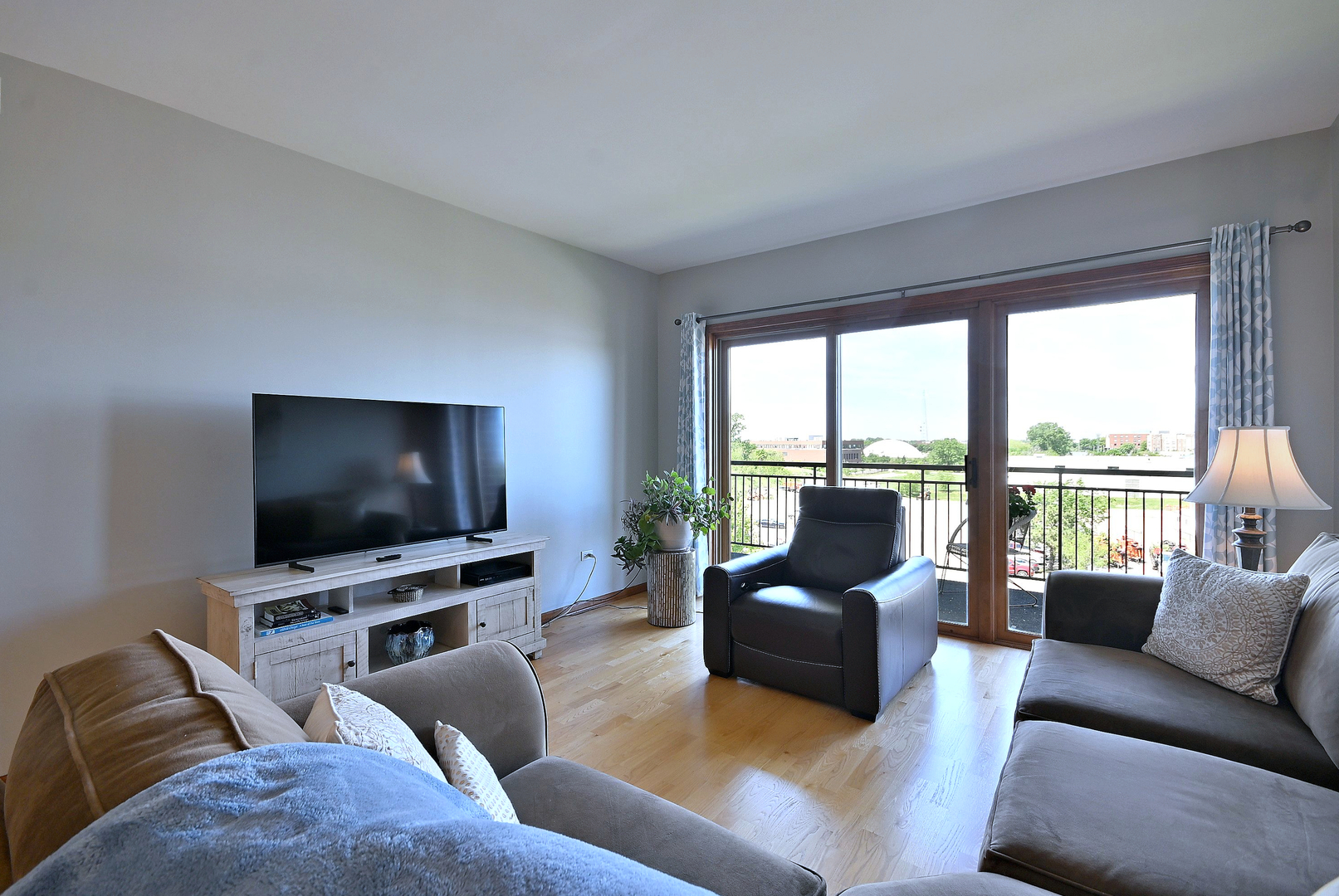 4210 N Natchez Avenue Unit: 508