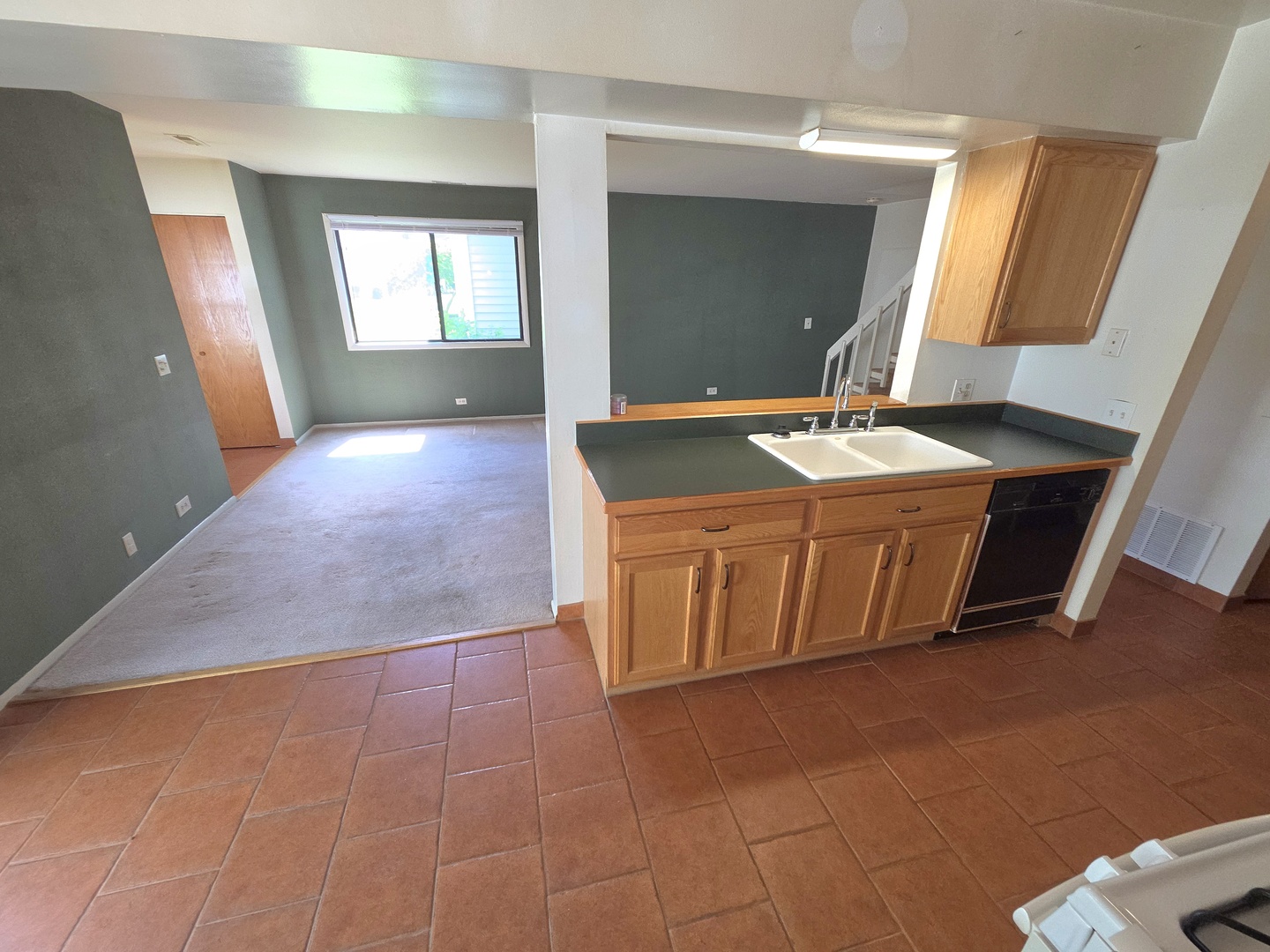 727 Whitesail Drive