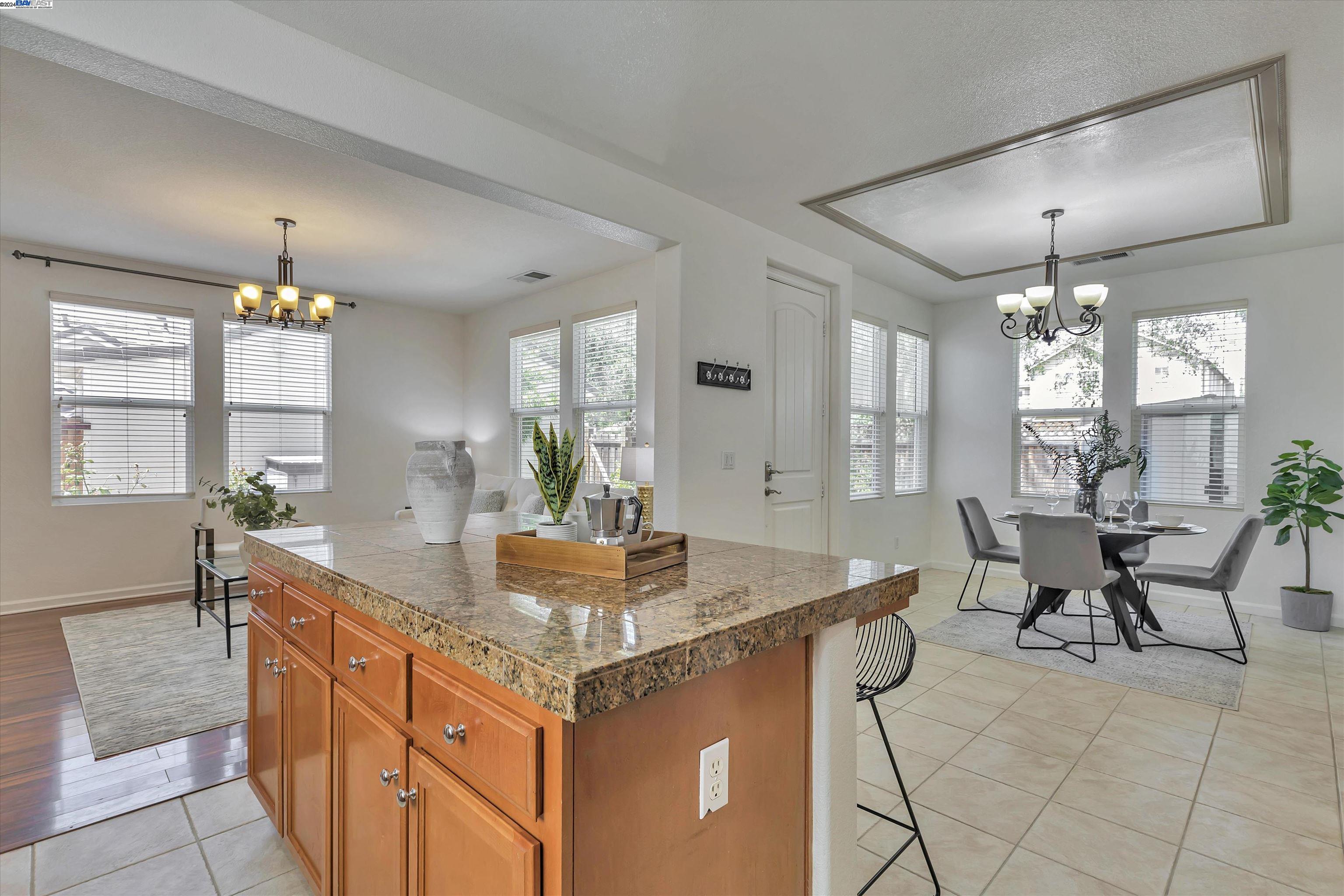 949 Mason Ct