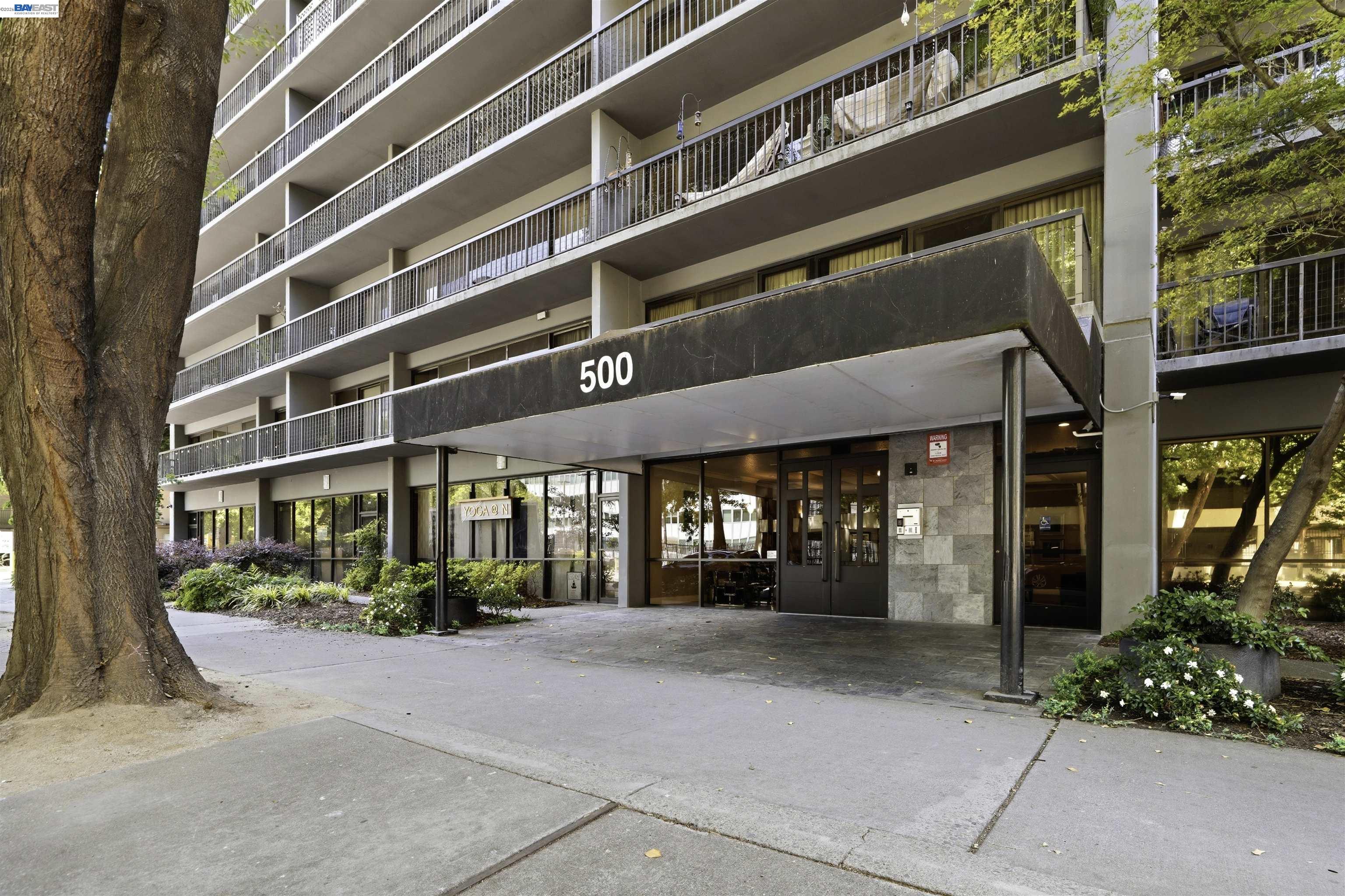 500 N St # 205