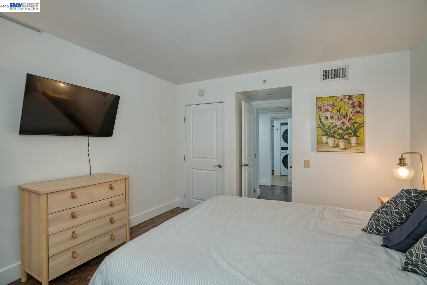 500 N St # 205