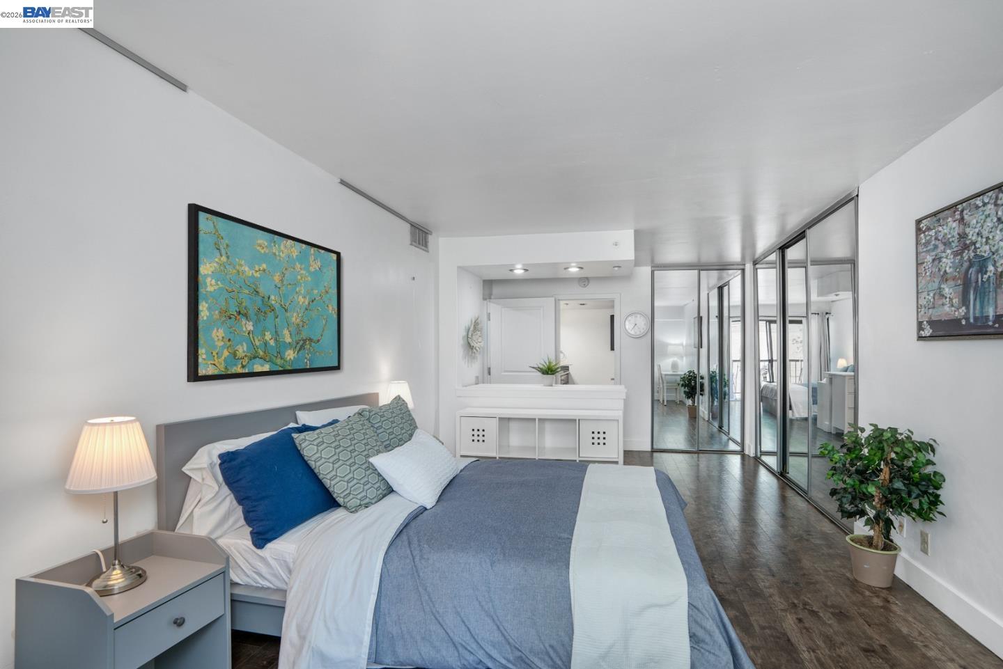 500 N St # 205