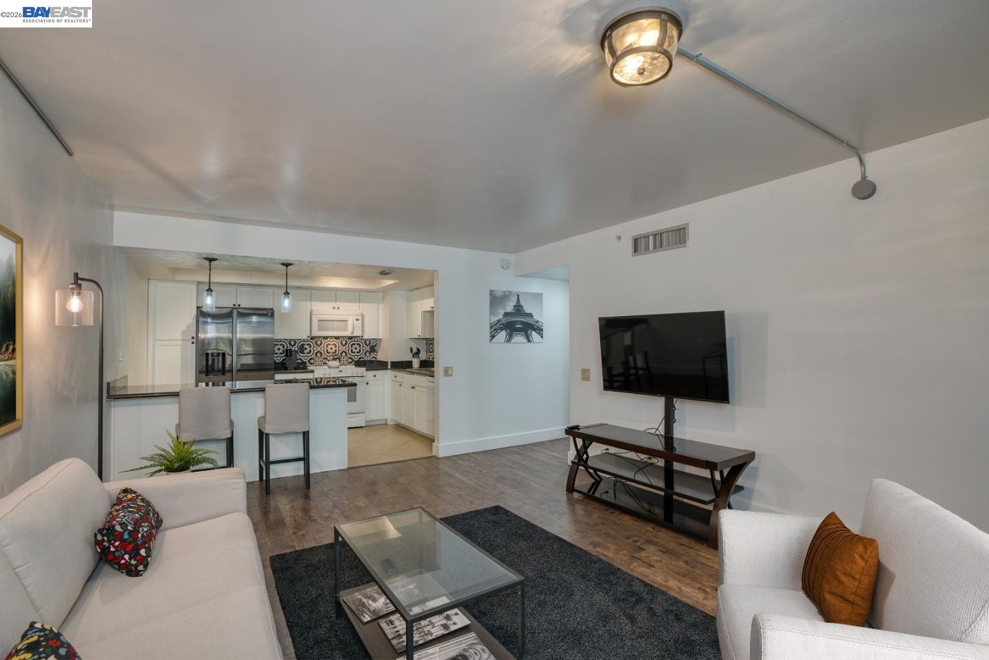 500 N St # 205