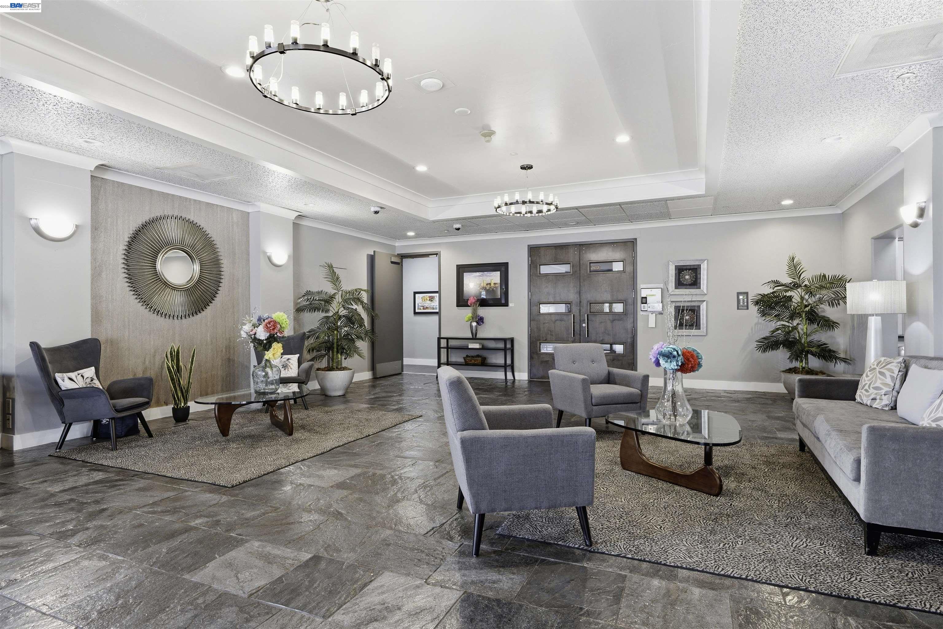 500 N St # 205