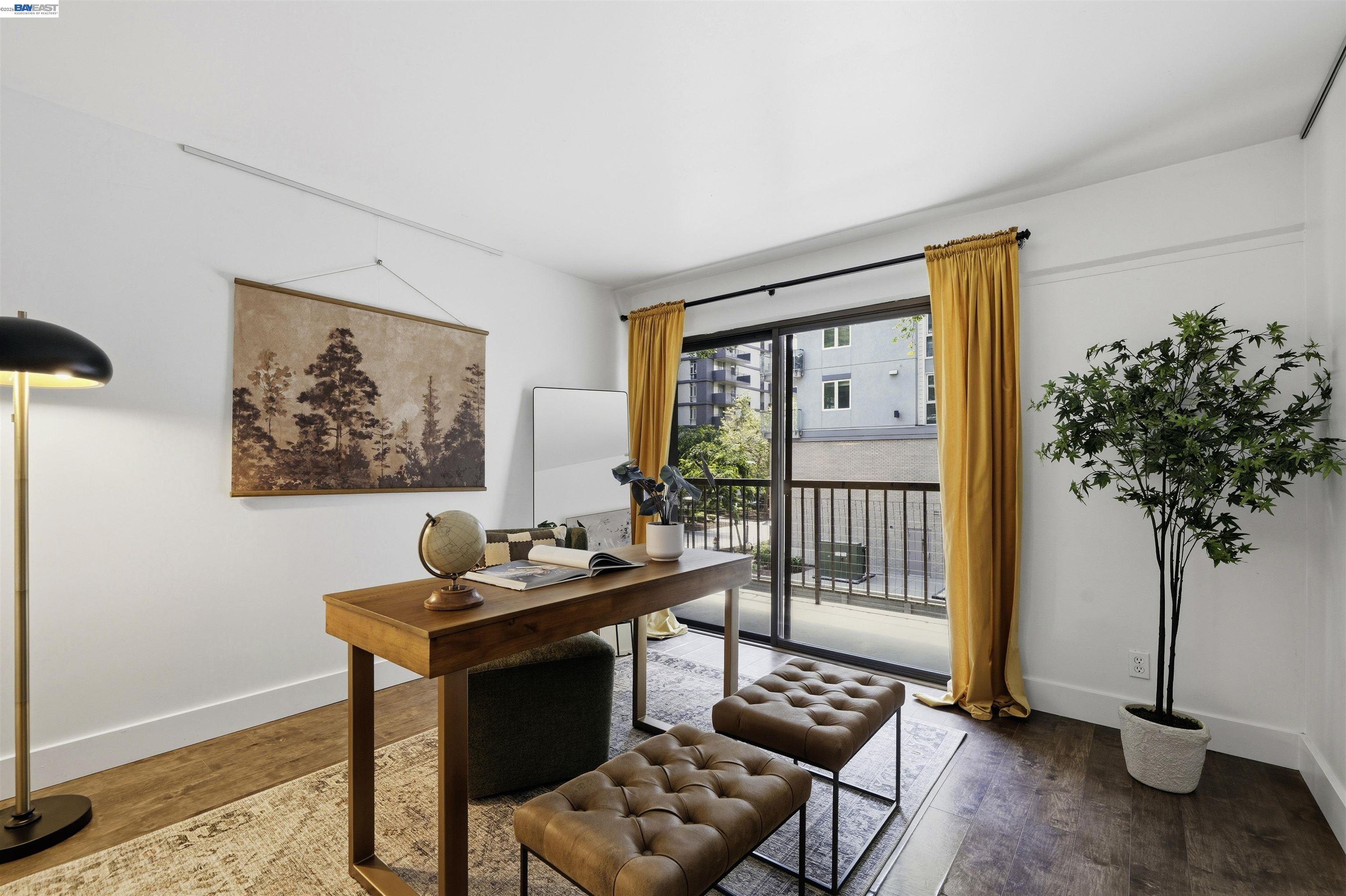 500 N St # 205