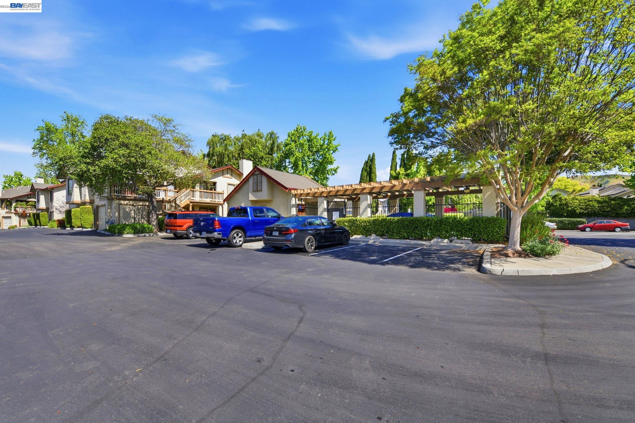 935 Cherry Glen Cir # 219