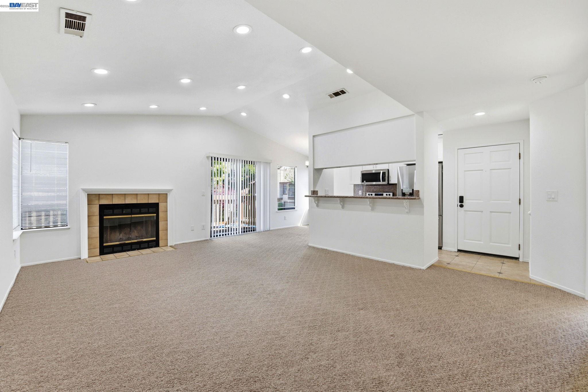 935 Cherry Glen Cir # 219