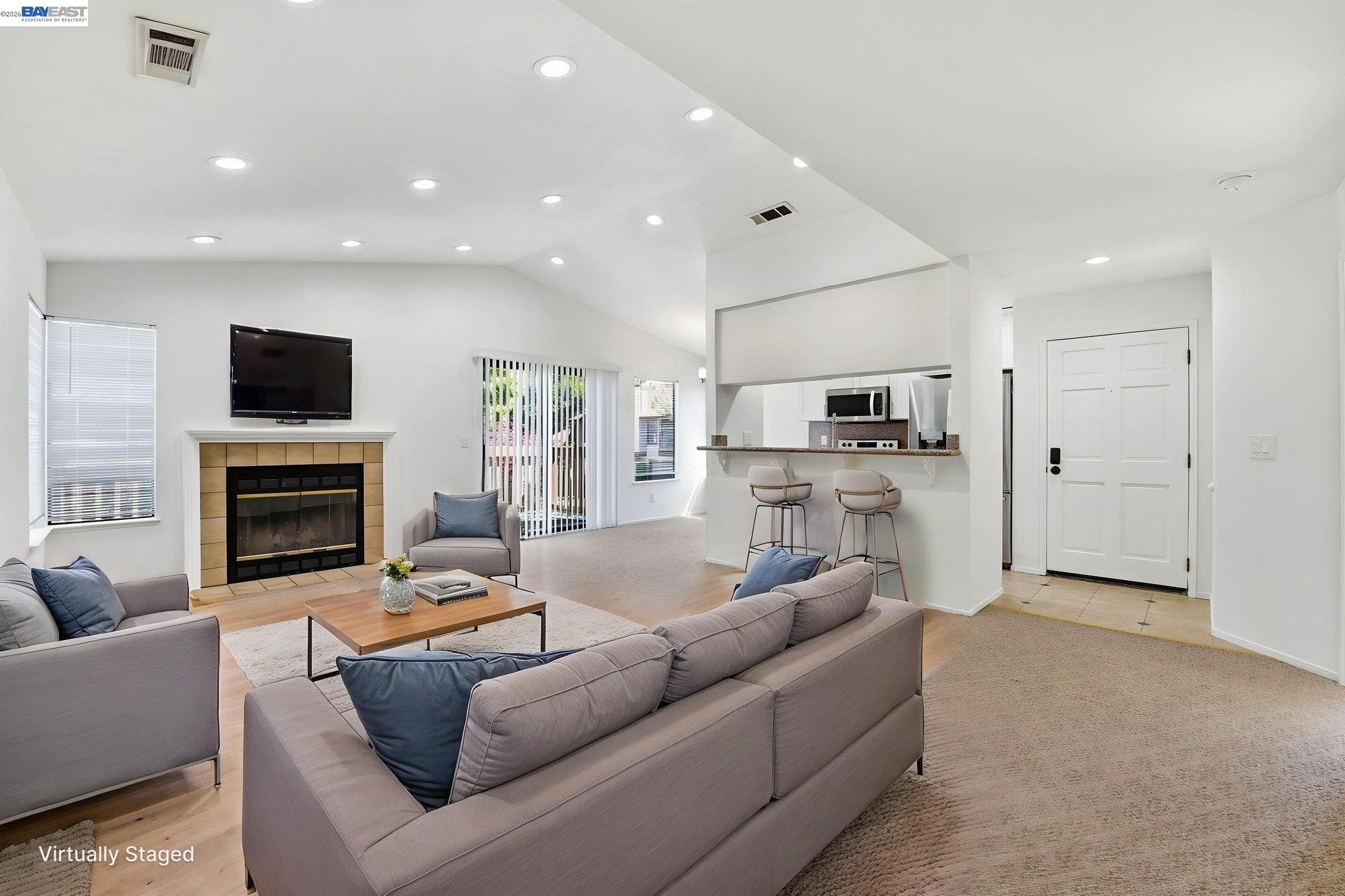 935 Cherry Glen Cir # 219
