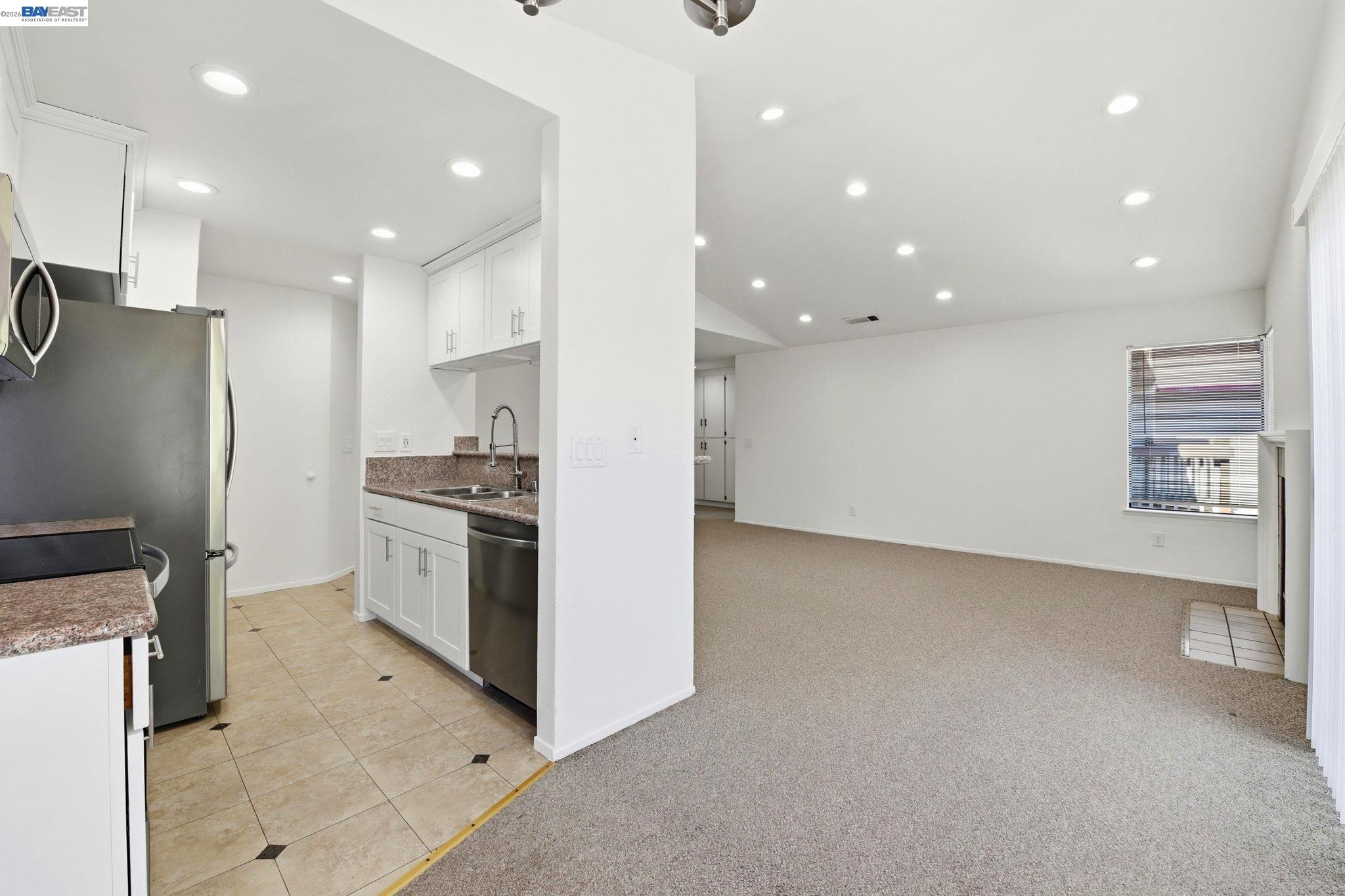 935 Cherry Glen Cir # 219