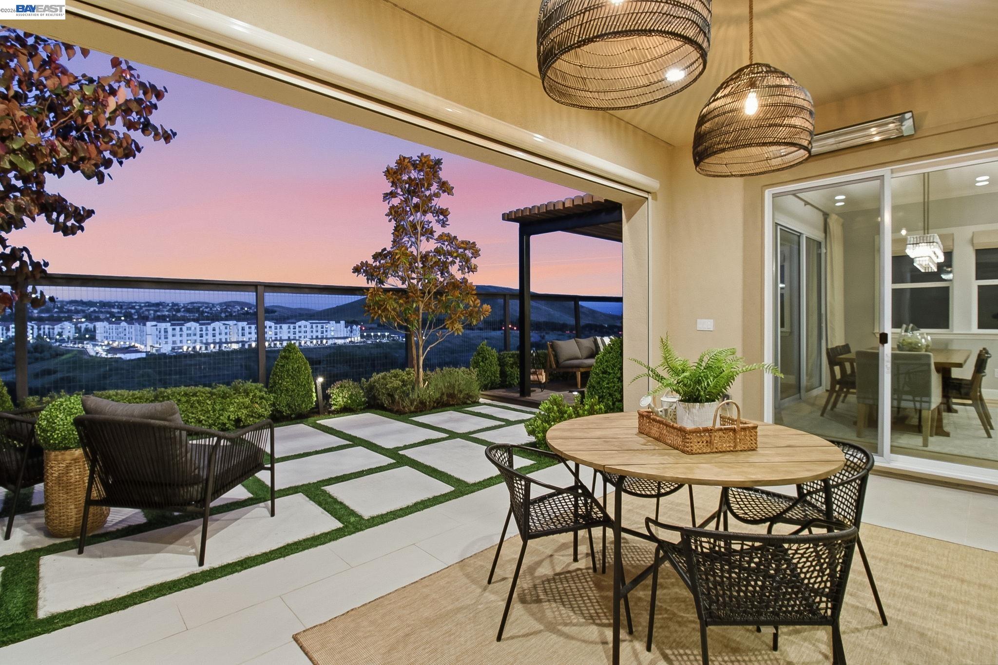 1091 Trumpet Vine Lane