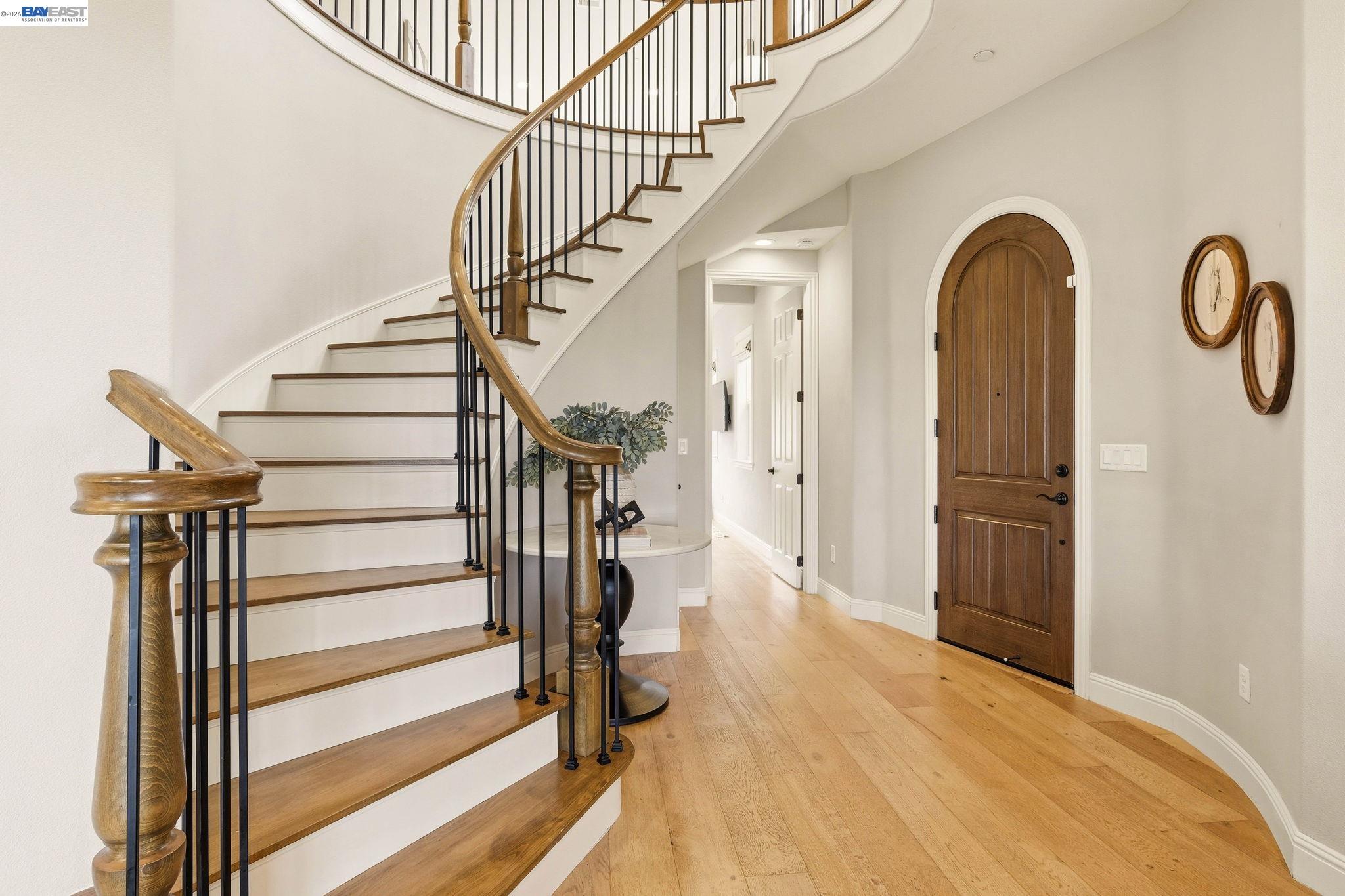 1091 Trumpet Vine Lane