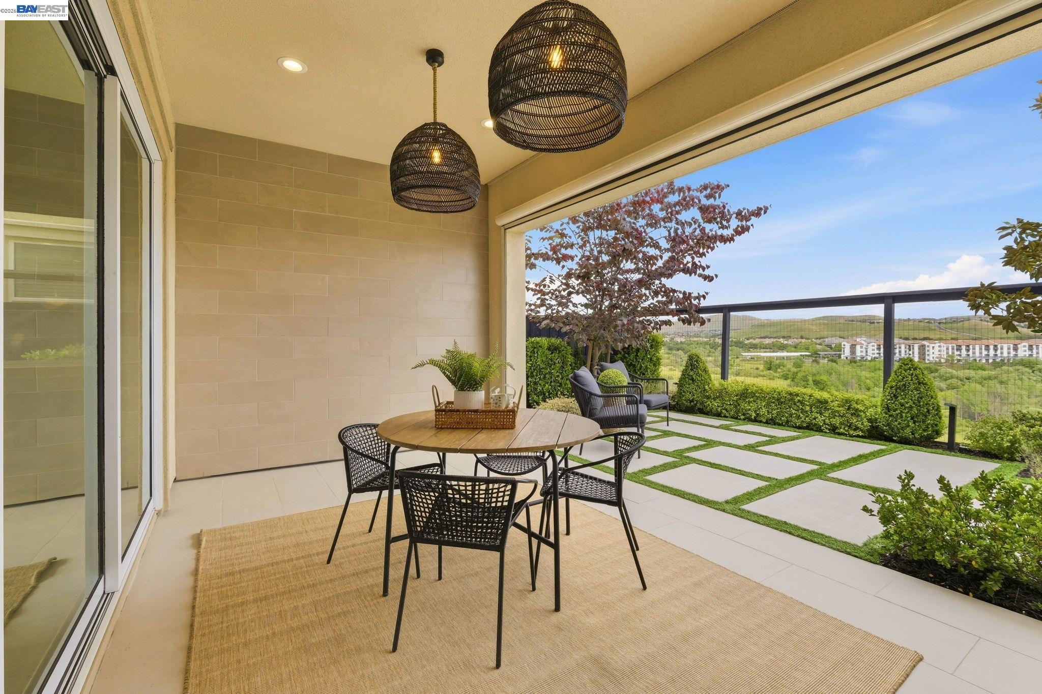1091 Trumpet Vine Lane