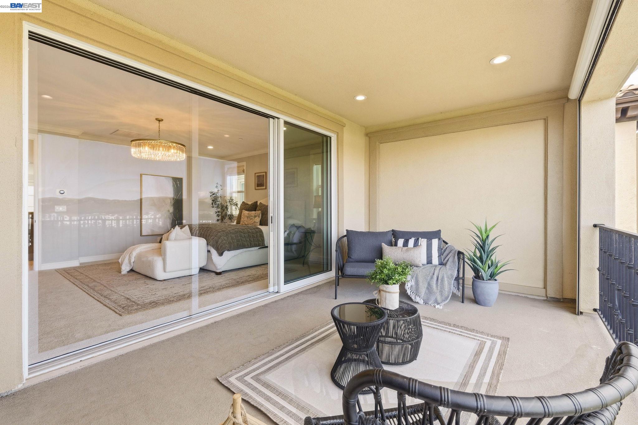 1091 Trumpet Vine Lane