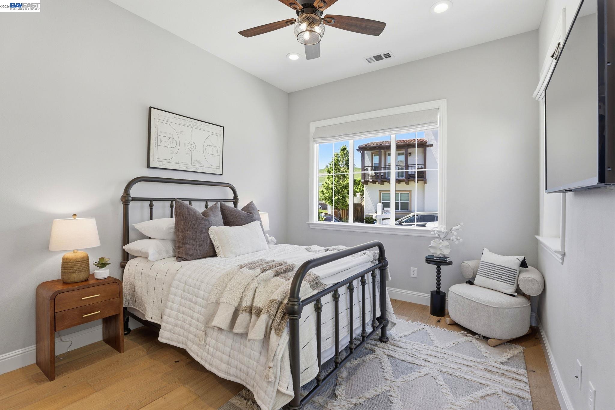 1091 Trumpet Vine Lane