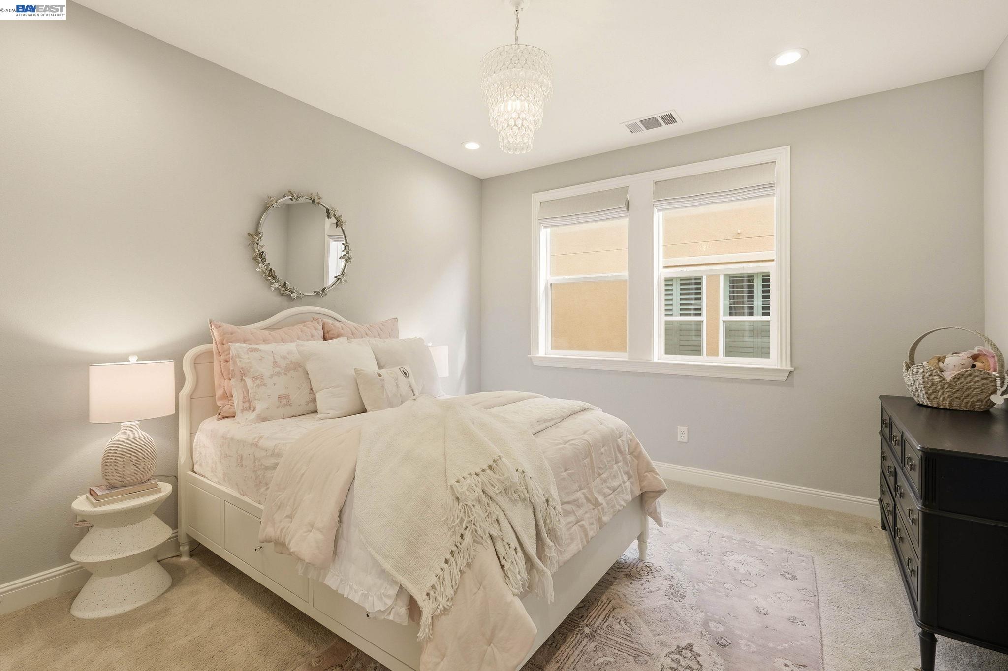 1091 Trumpet Vine Lane