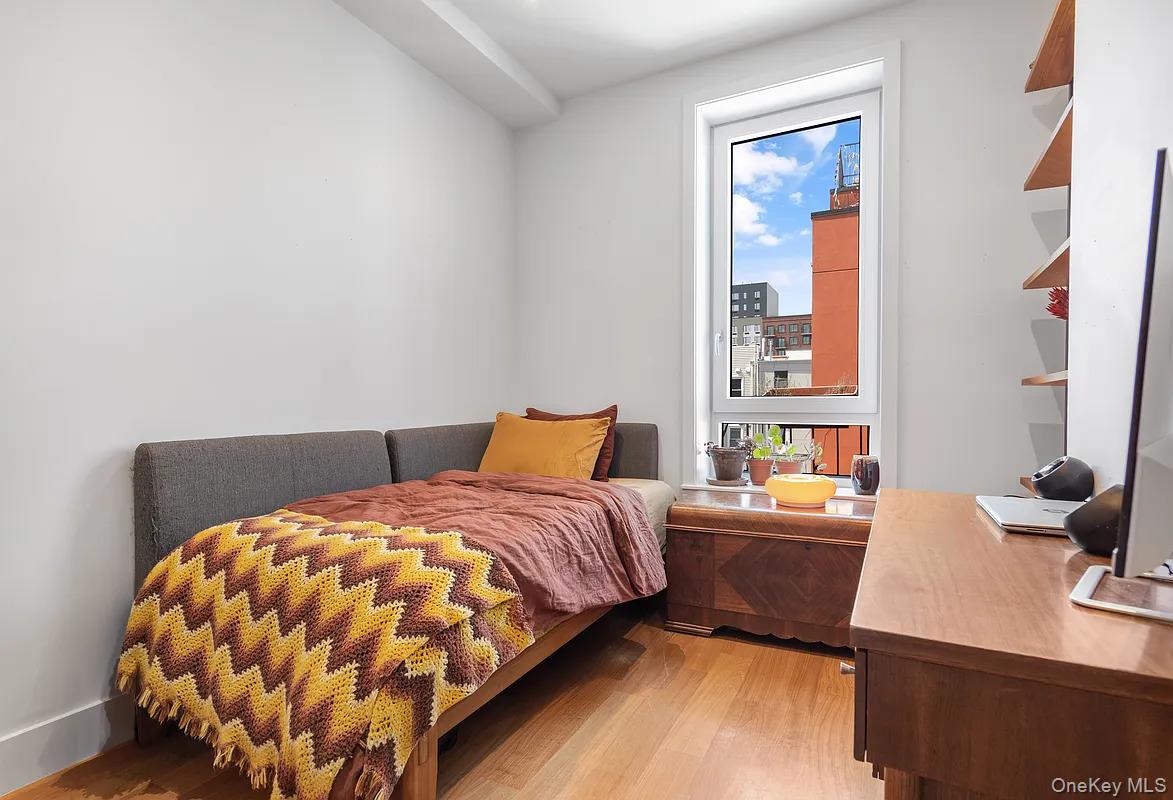 297 Clifton Place Unit: 1