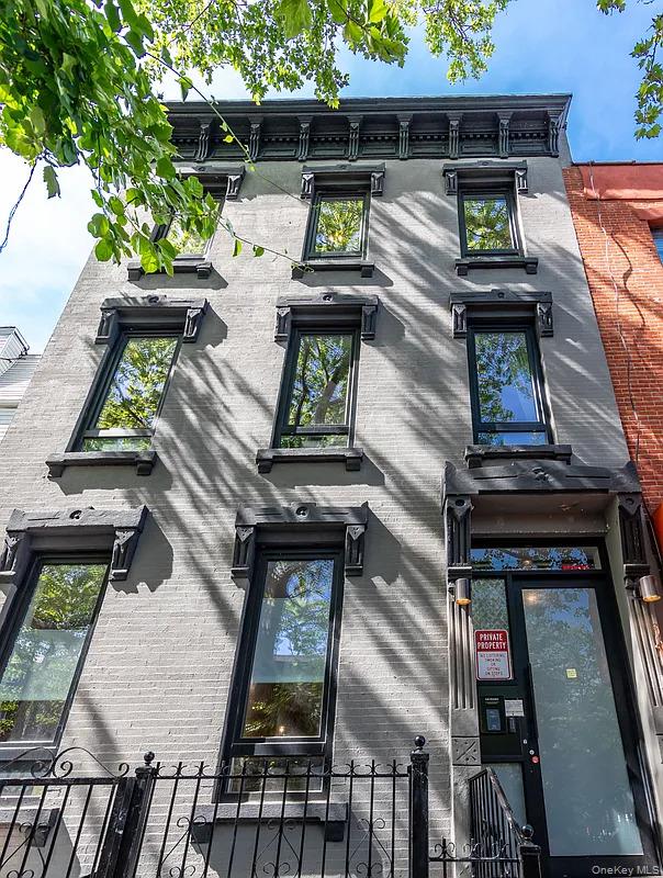297 Clifton Place Unit: 1