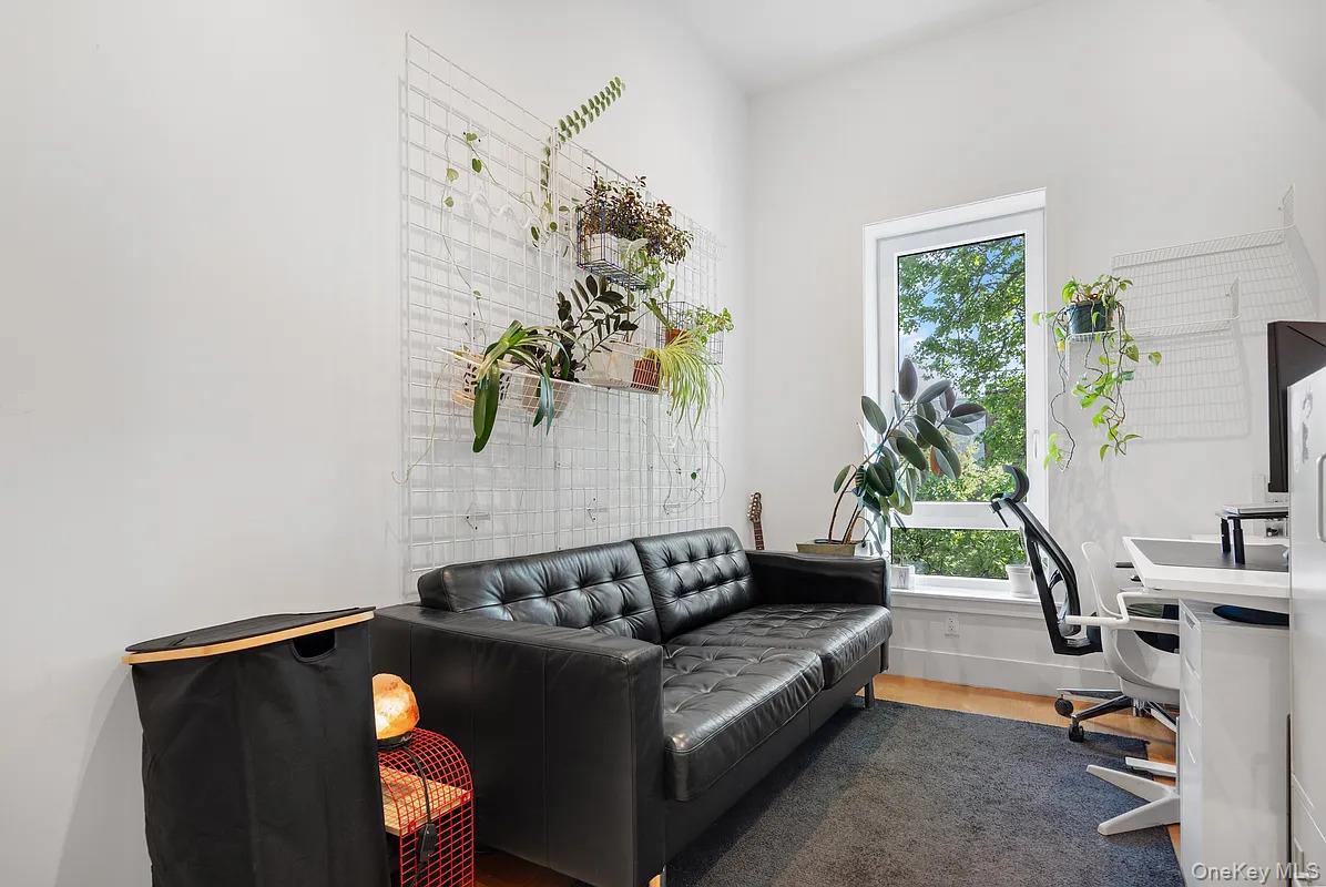 297 Clifton Place Unit: 1