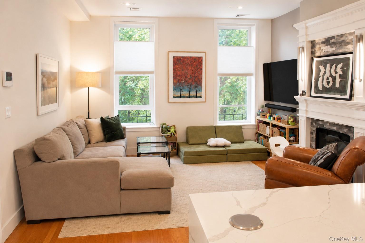 297 Clifton Place Unit: 1