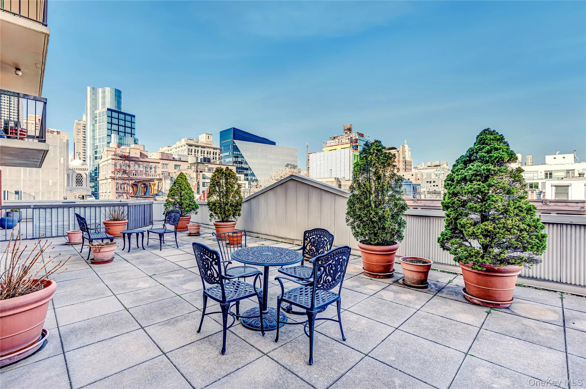 24 E 7th Street Unit: 11B