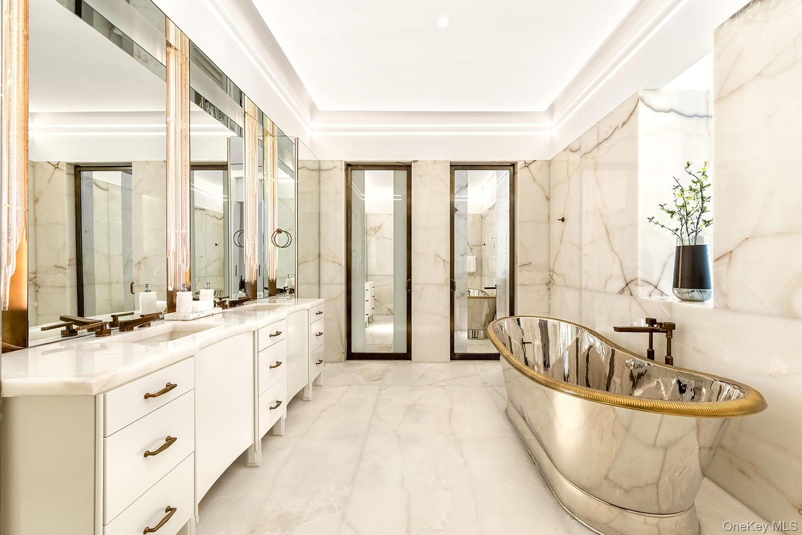 111 W 57th Street Unit: 54