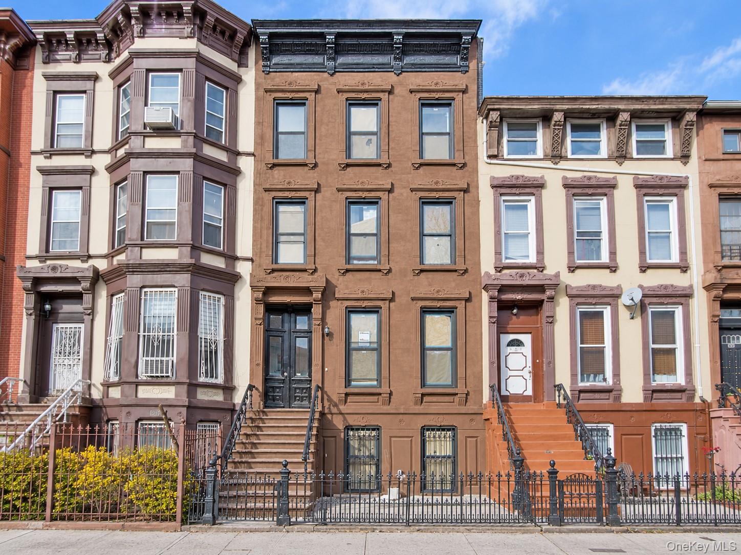 205 Van Buren Street