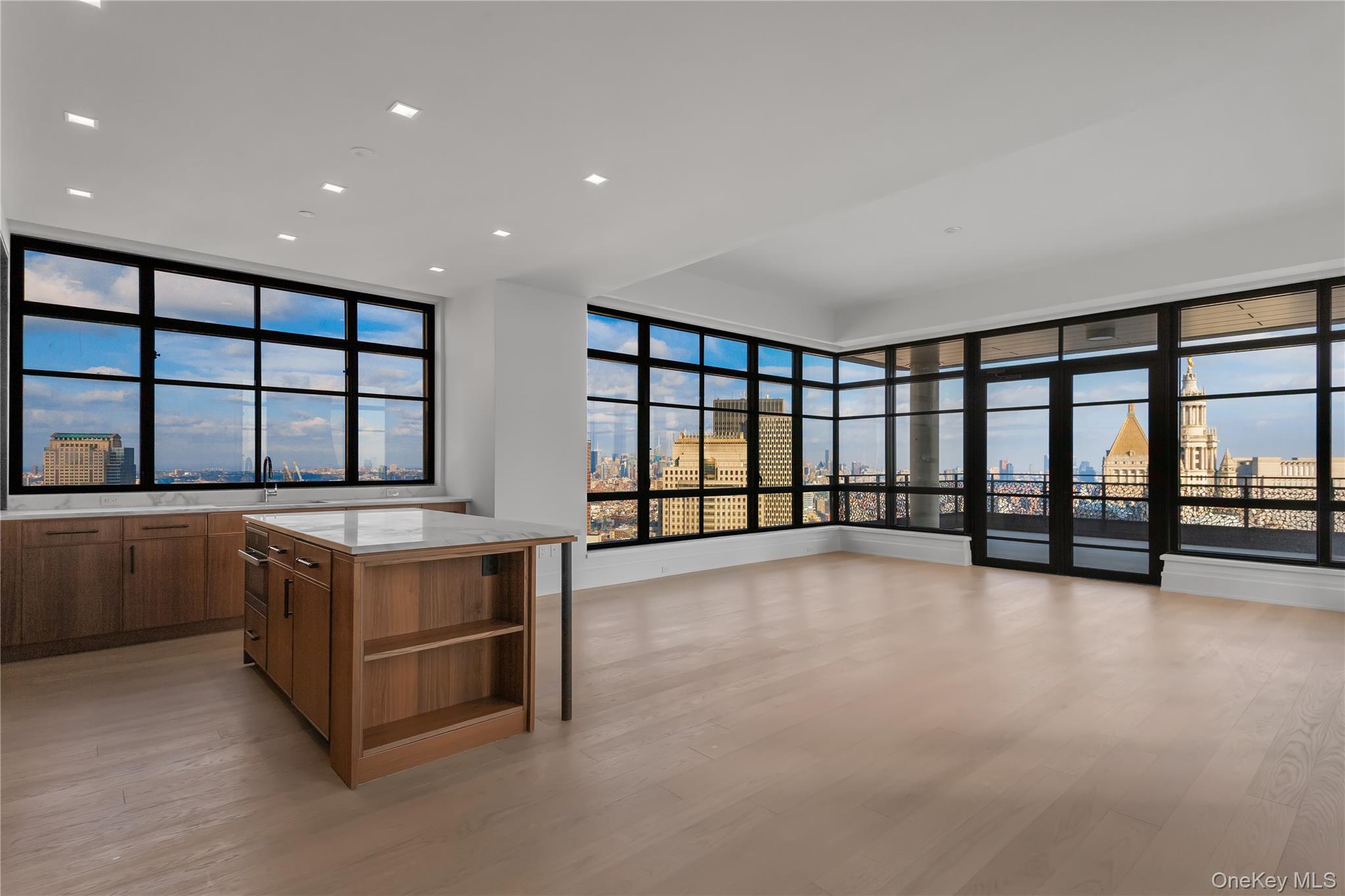 25 Park Row Unit: 34B
