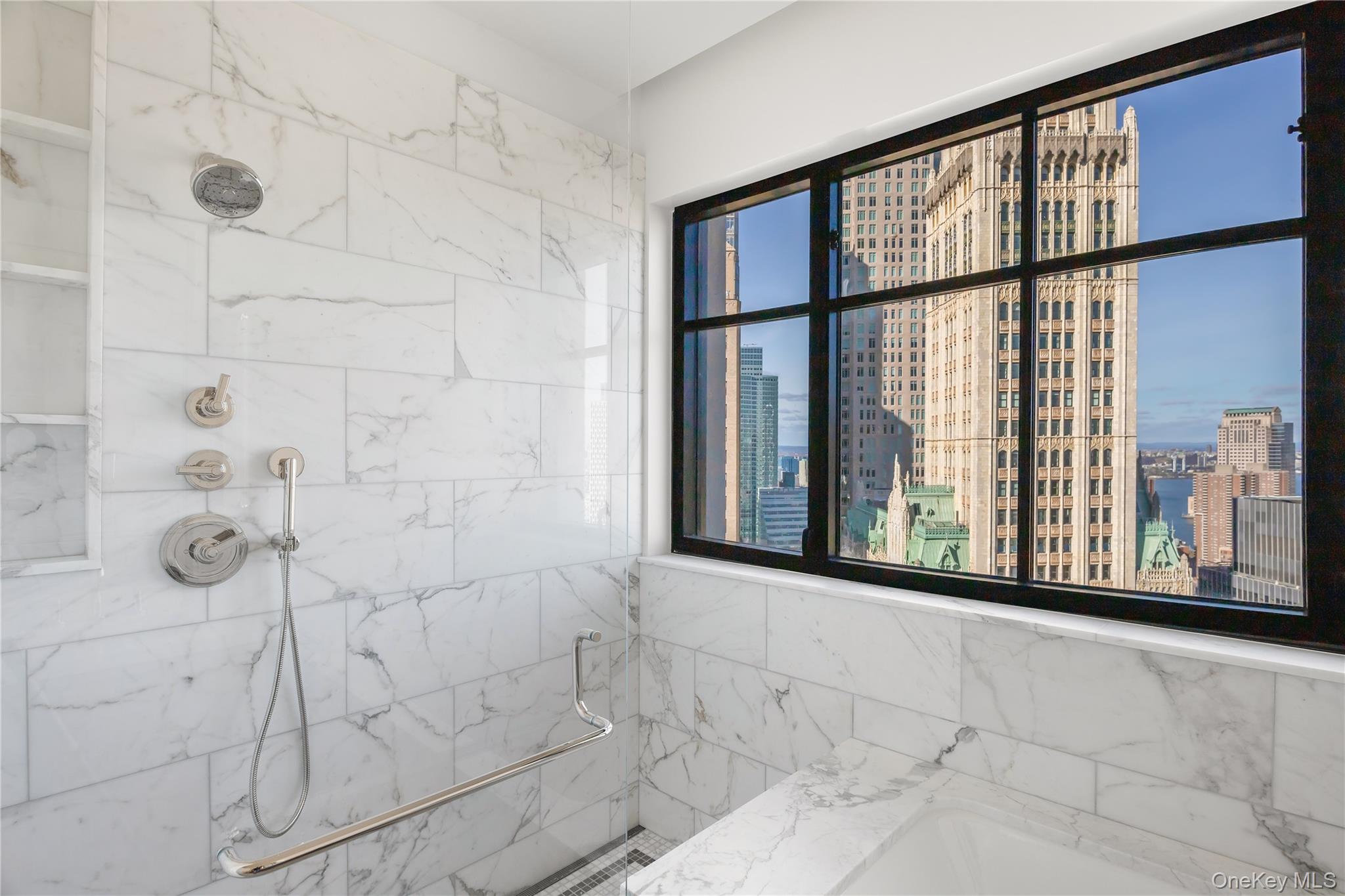 25 Park Row Unit: 34B