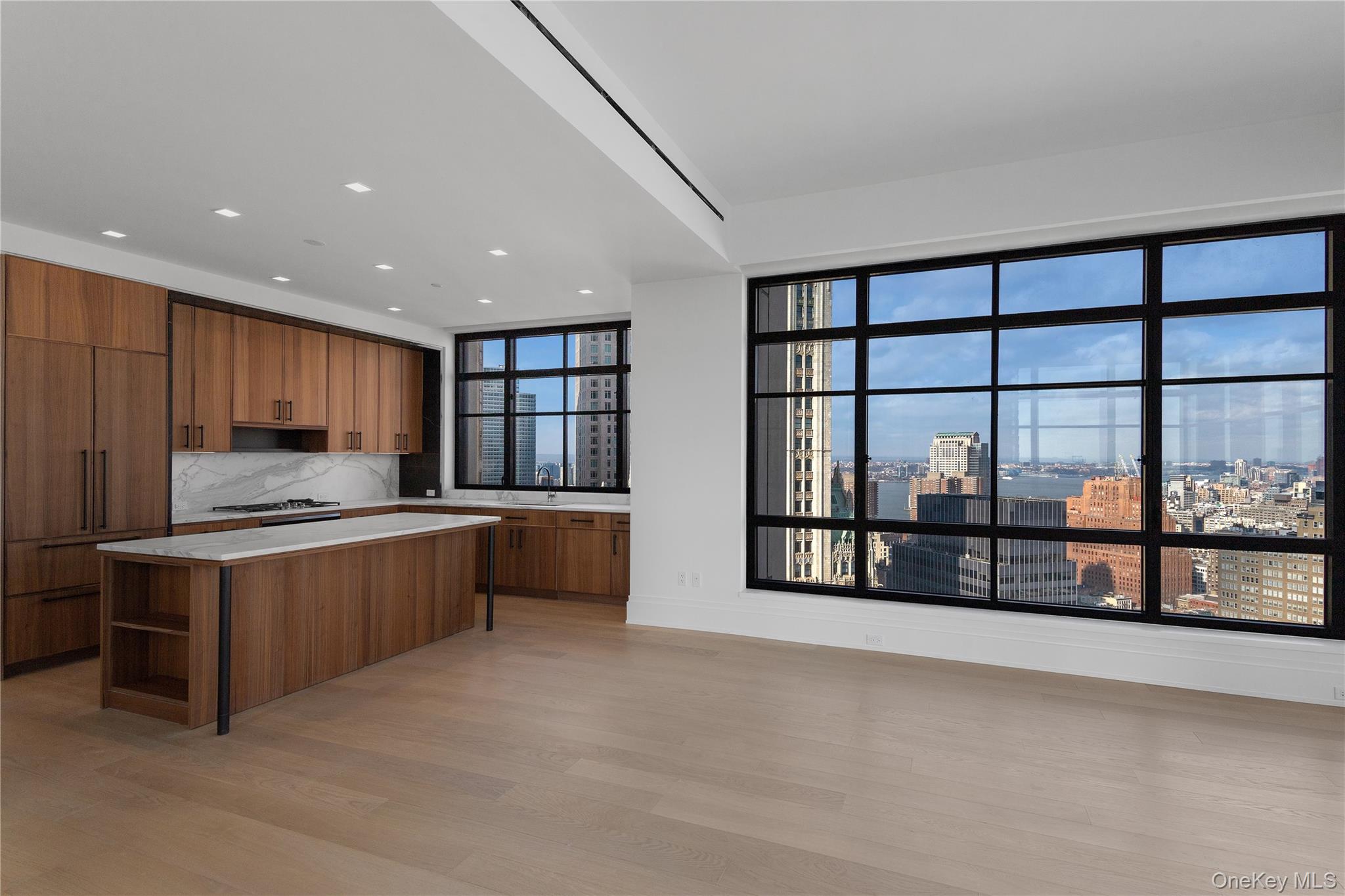 25 Park Row Unit: 34B