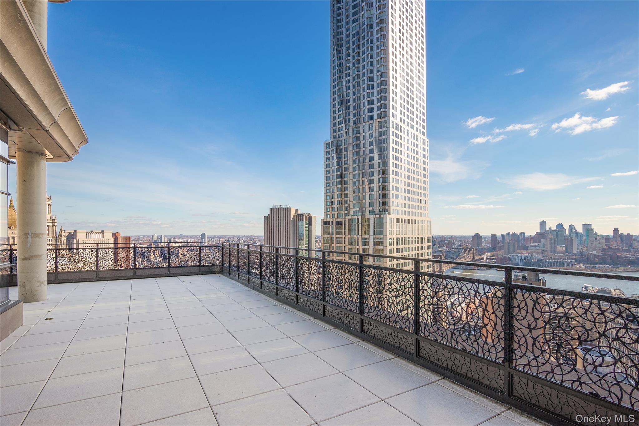 25 Park Row Unit: 34B