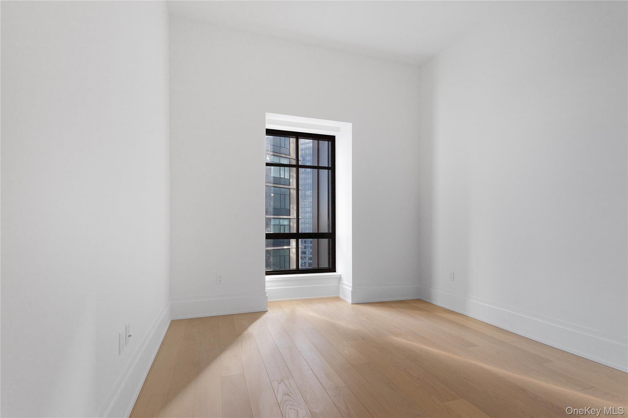 25 Park Row Unit: 34B