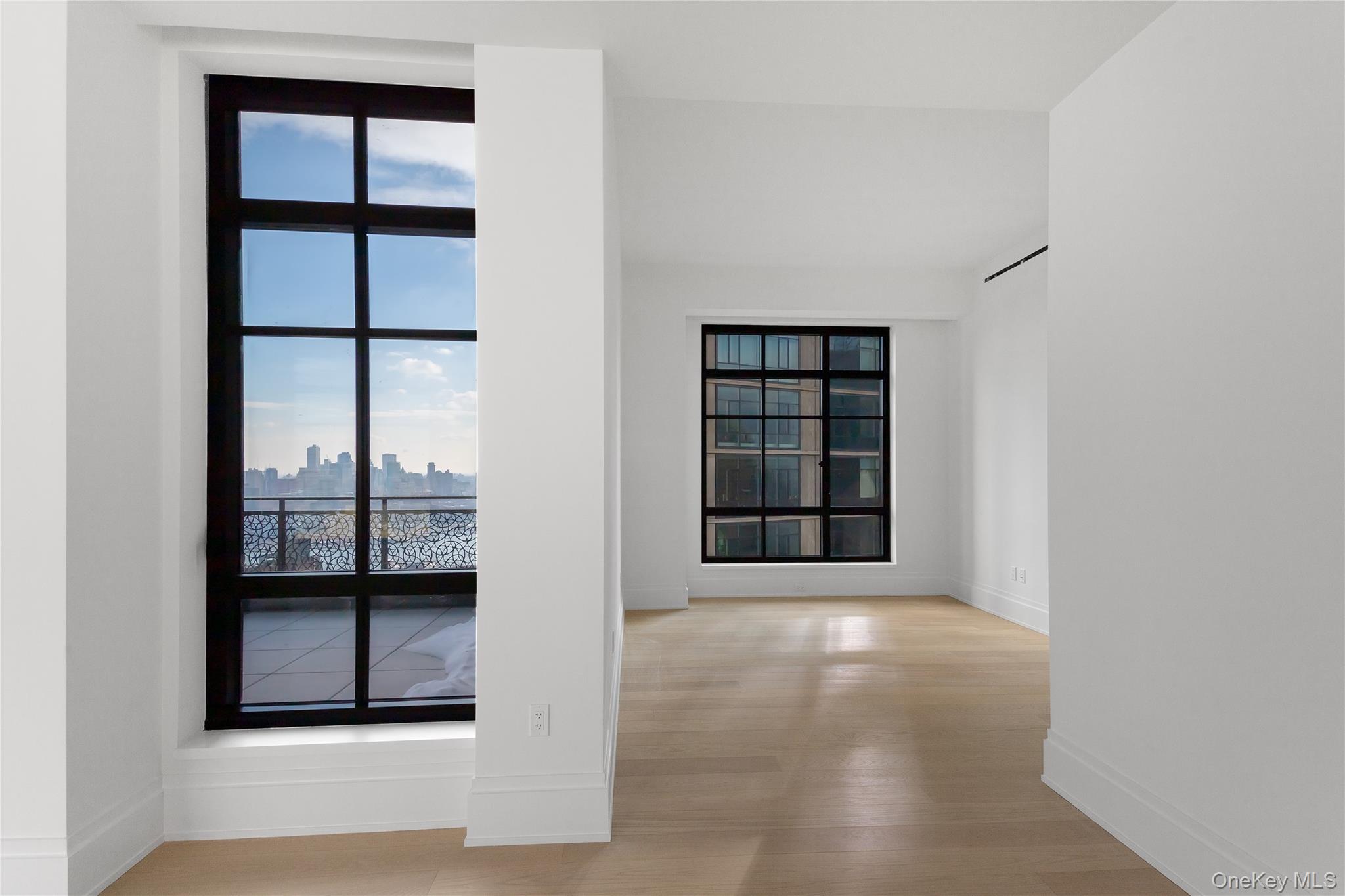 25 Park Row Unit: 34B
