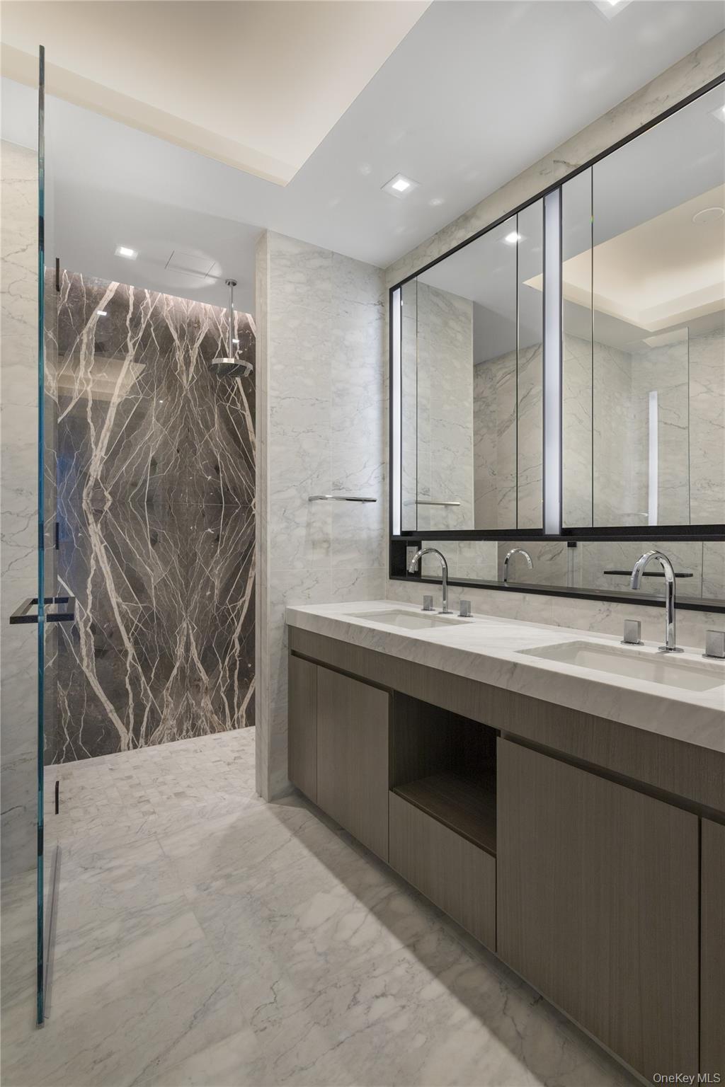 108 Leonard Street Unit: 12R