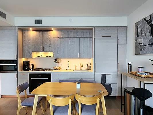 138 Willoughby Street 21-K