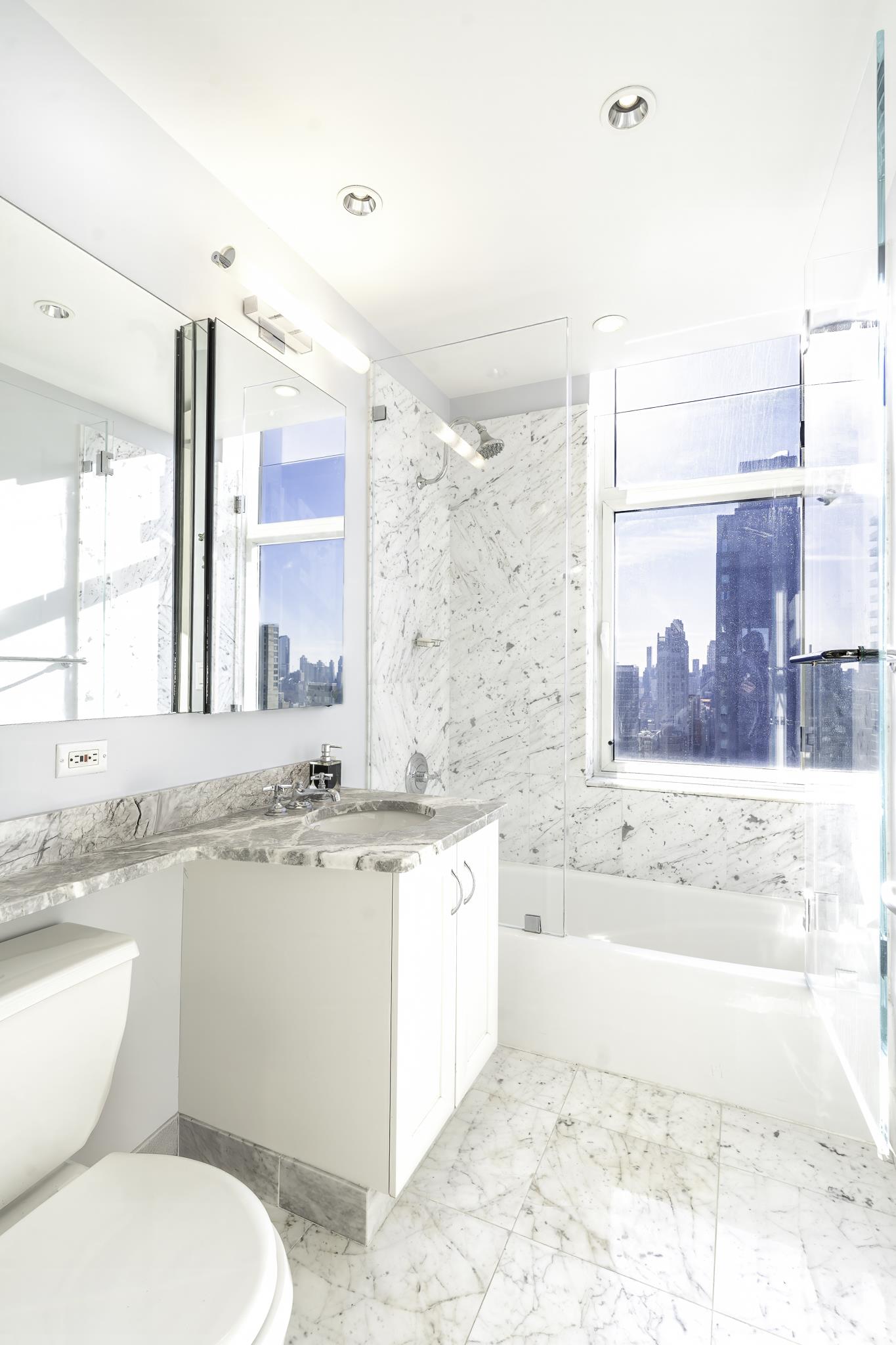 181 E 90th Street PH-32A