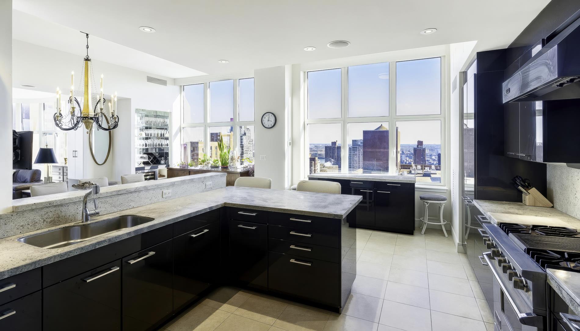 181 E 90th Street PH-32A