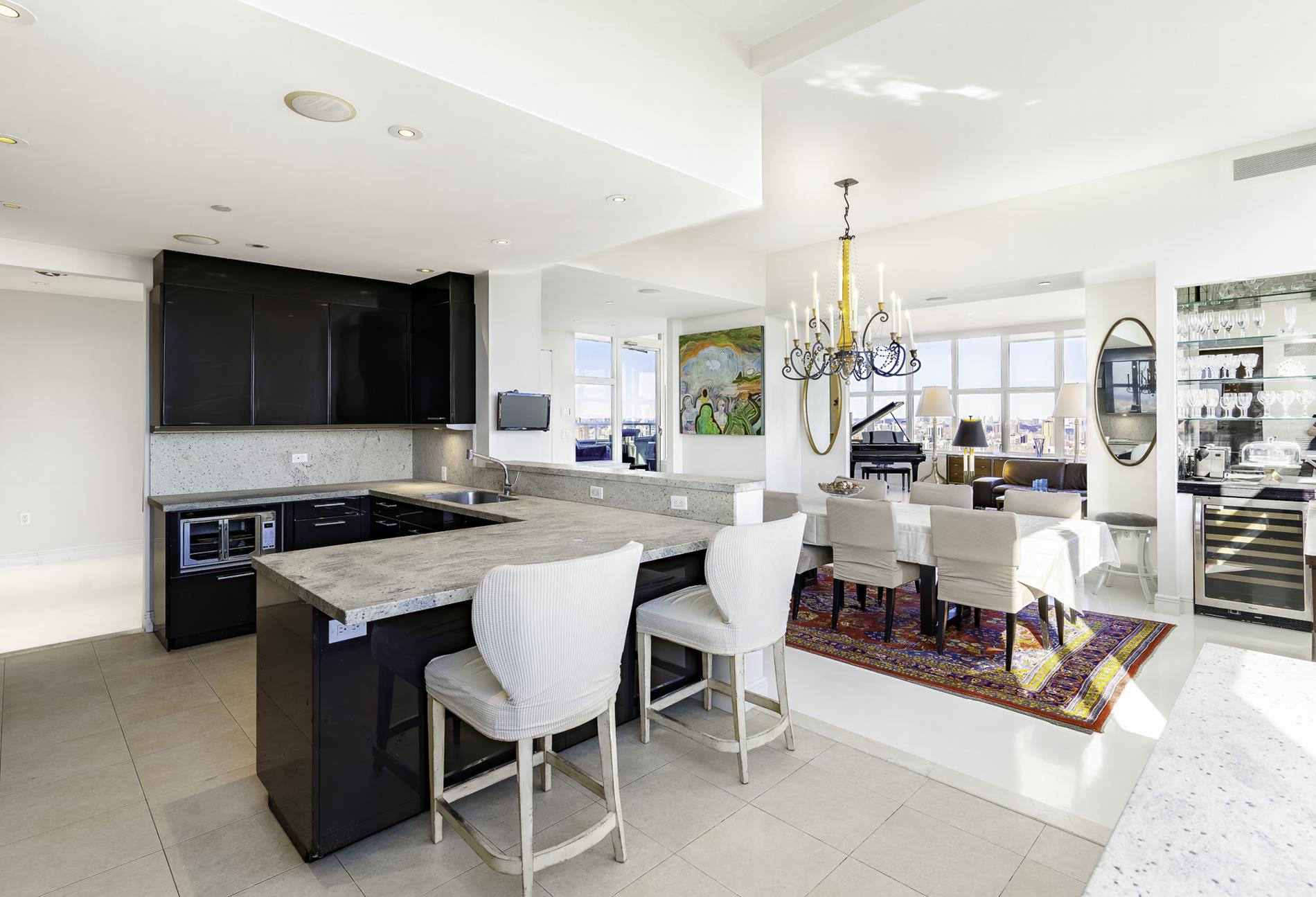 181 E 90th Street PH-32A