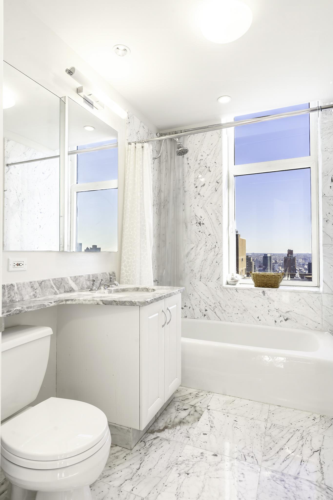 181 E 90th Street PH-32A