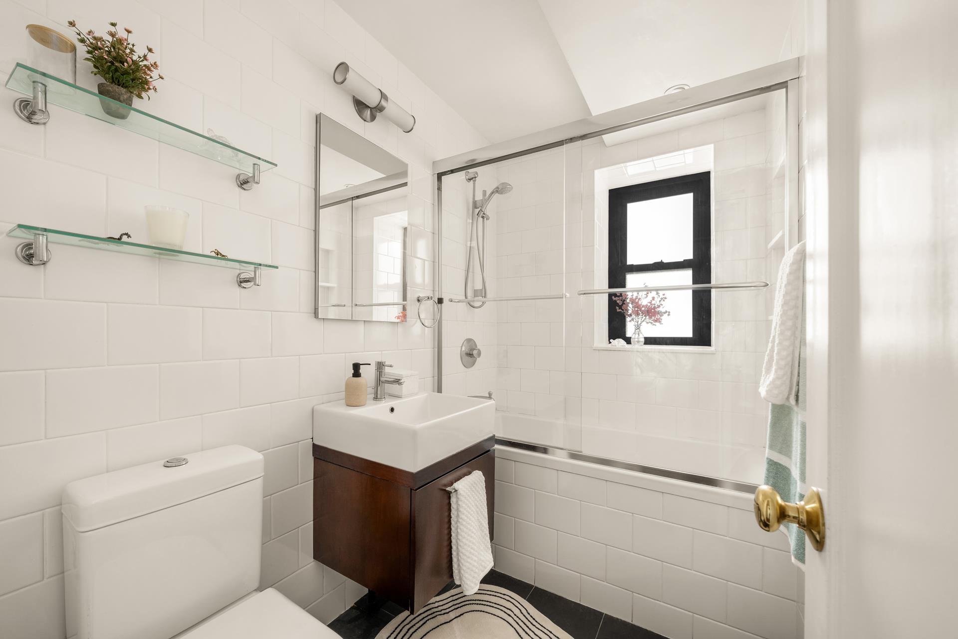 111 HICKS Street 22G