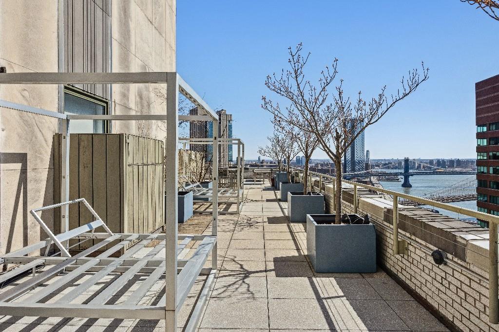 99 John Street 2109