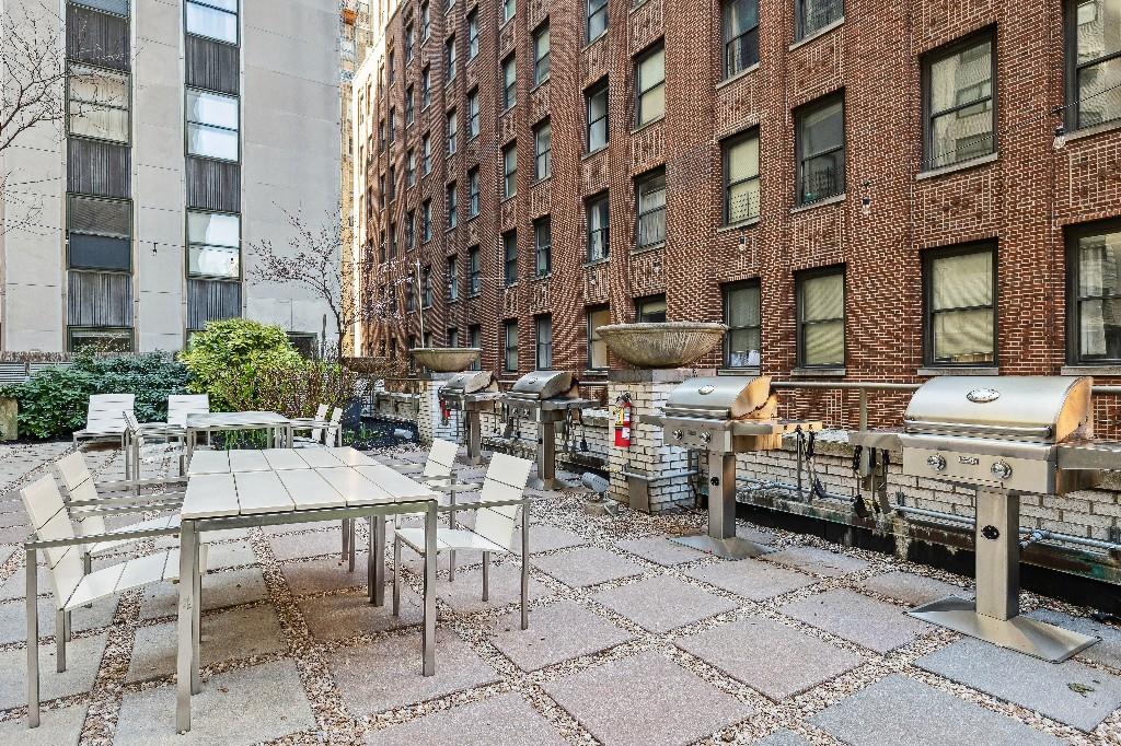 99 John Street 2109