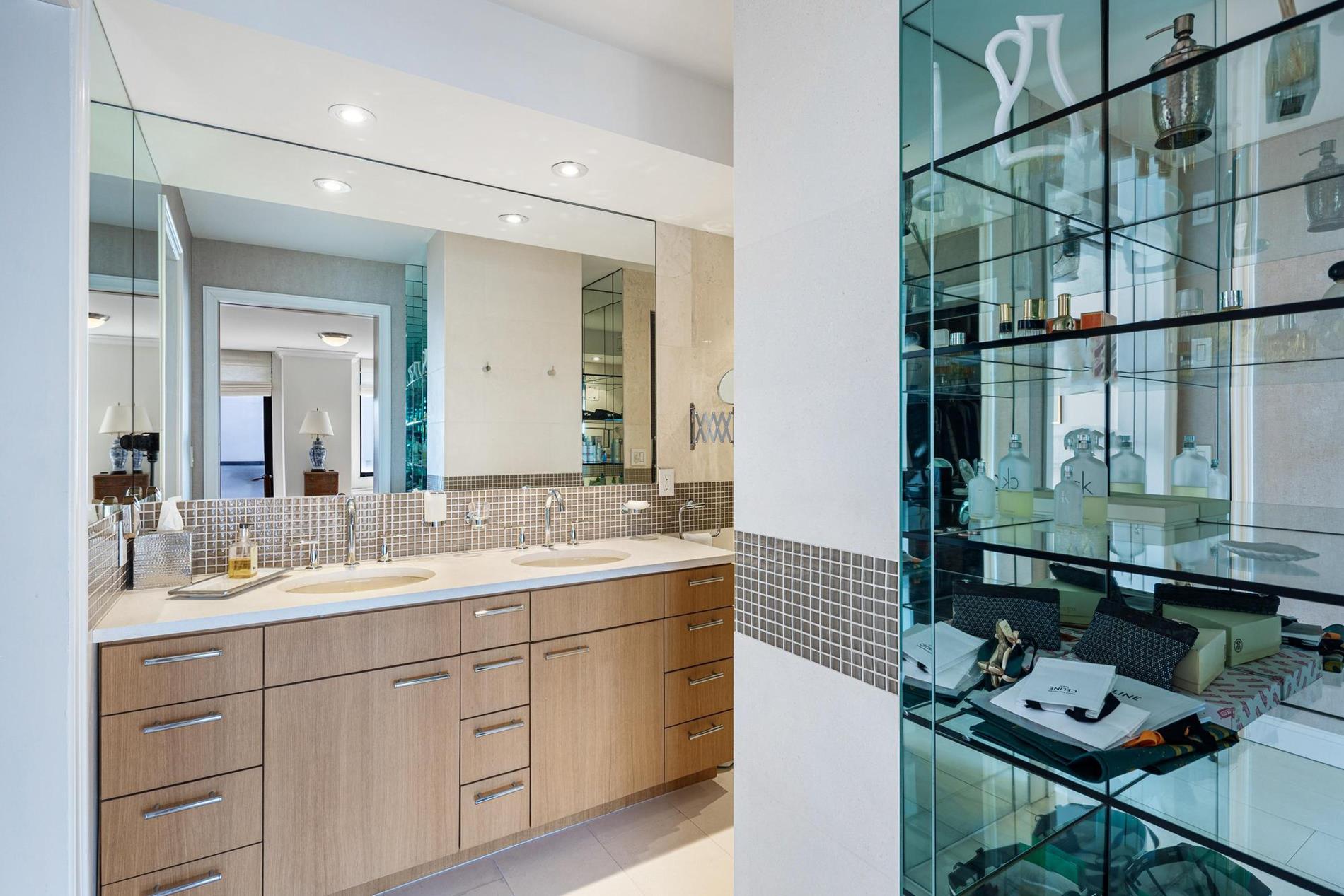 255 E 49th Street 30-ABC