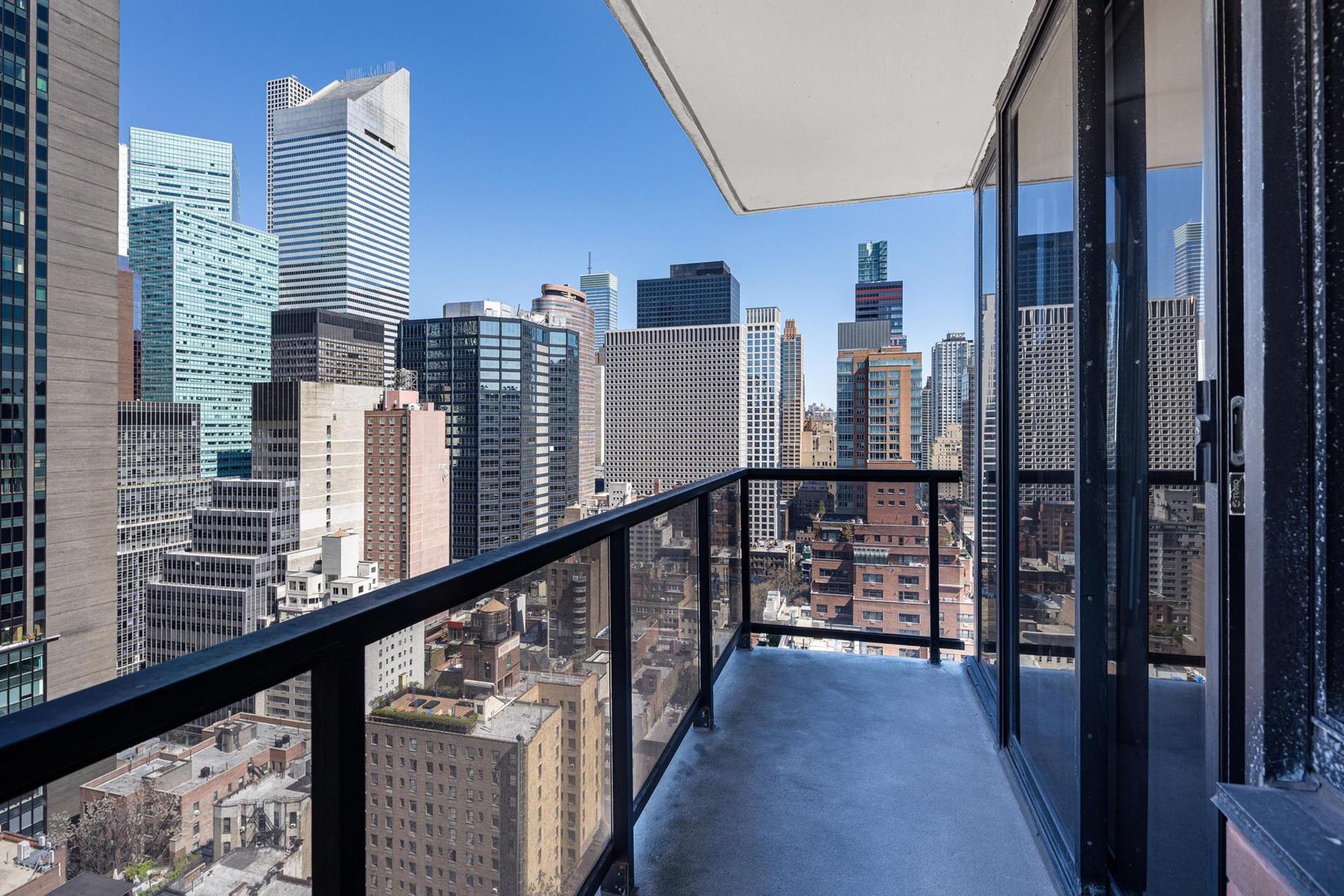 255 E 49th Street 30-ABC