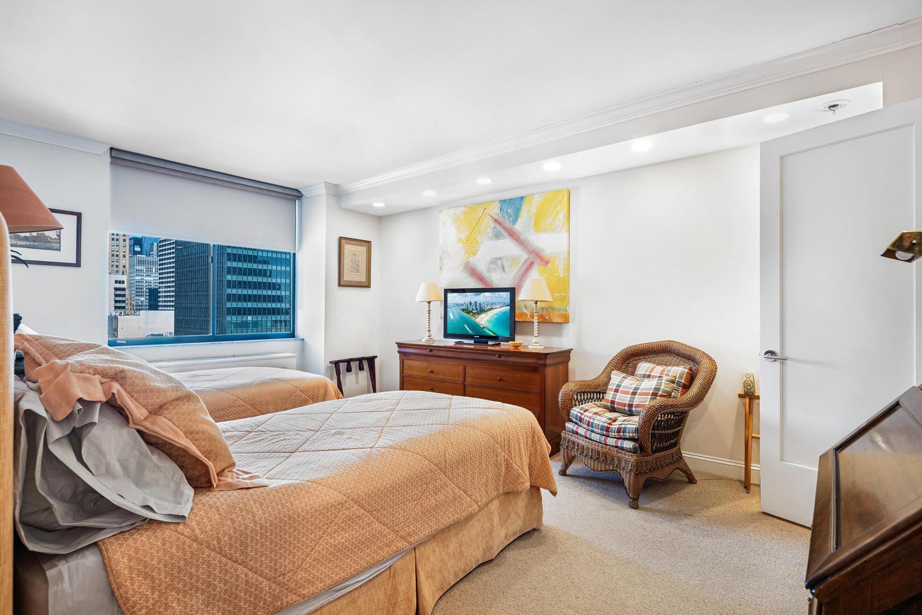 255 E 49th Street 30-ABC