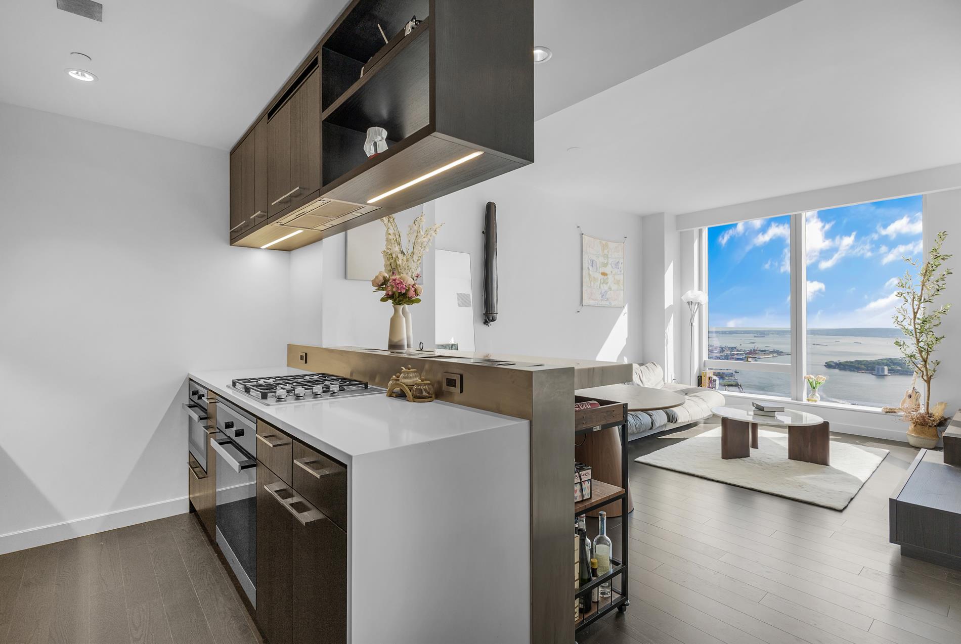 252 South Street 73-K